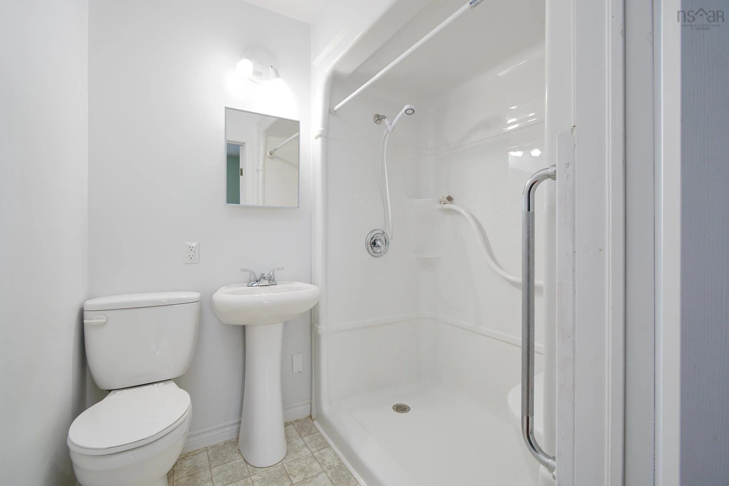 276 Columbia Street, Sydney Ns B1p 4j7, 4 Bedrooms Bedrooms, ,3 BathroomsBathrooms,Residential,For Sale,Columbia,202504269