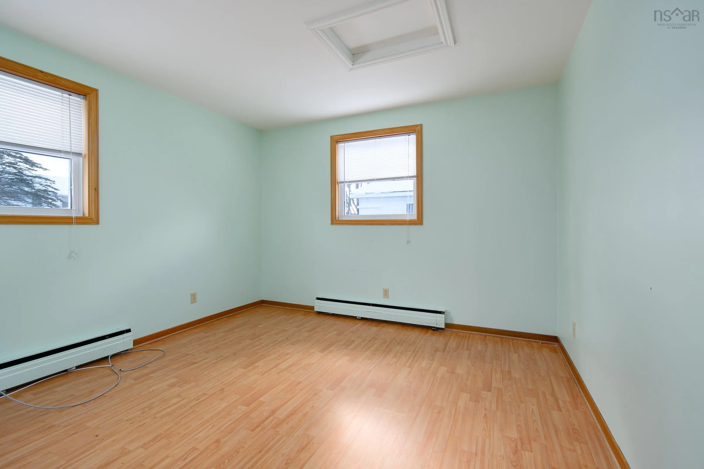 276 Columbia Street, Sydney Ns B1p 4j7, 4 Bedrooms Bedrooms, ,3 BathroomsBathrooms,Residential,For Sale,Columbia,202504269