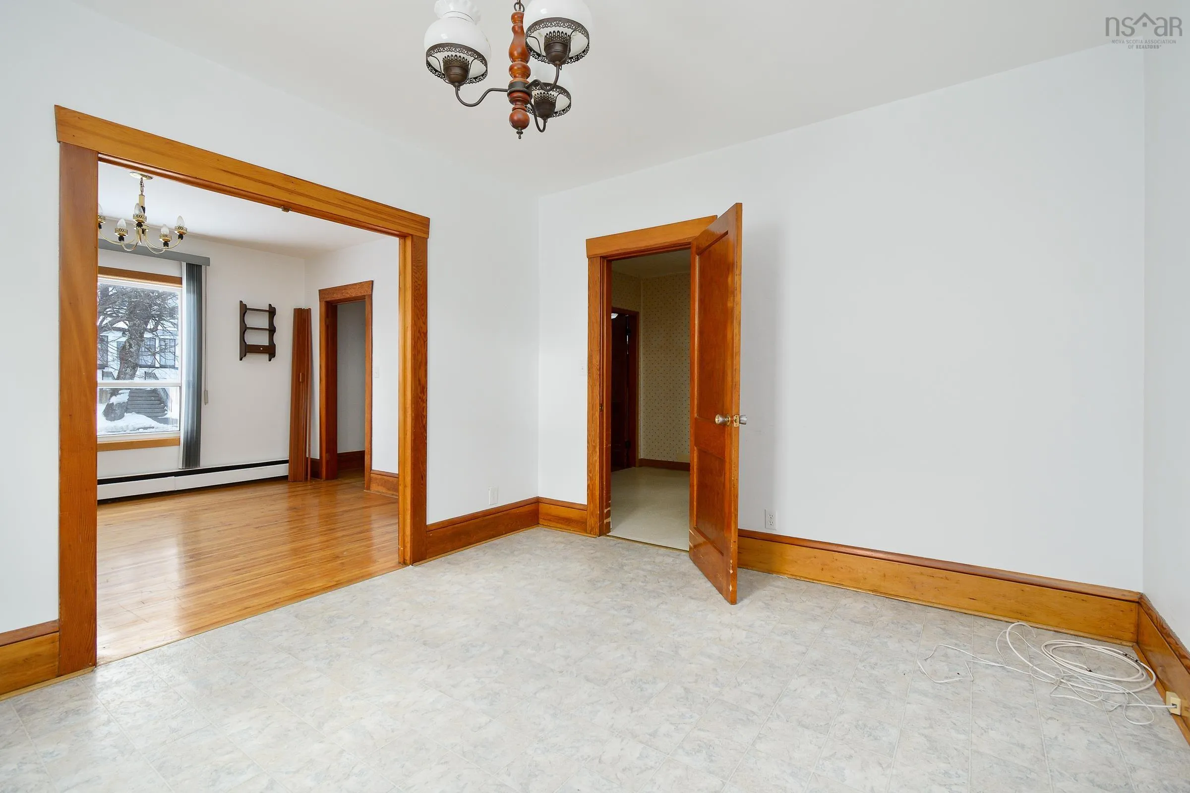 276 Columbia Street, Sydney Ns B1p 4j7, 4 Bedrooms Bedrooms, ,3 BathroomsBathrooms,Residential,For Sale,Columbia,202504269