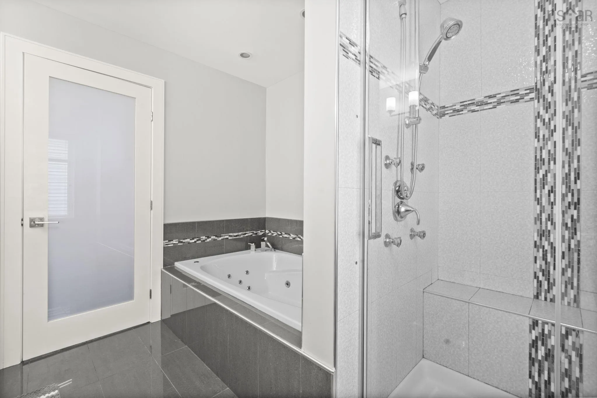 314 Bently Drive, Halifax, NS B3S 0A7, 6 Bedrooms Bedrooms, ,4 BathroomsBathrooms,Residential,For Sale,Bently,202522751