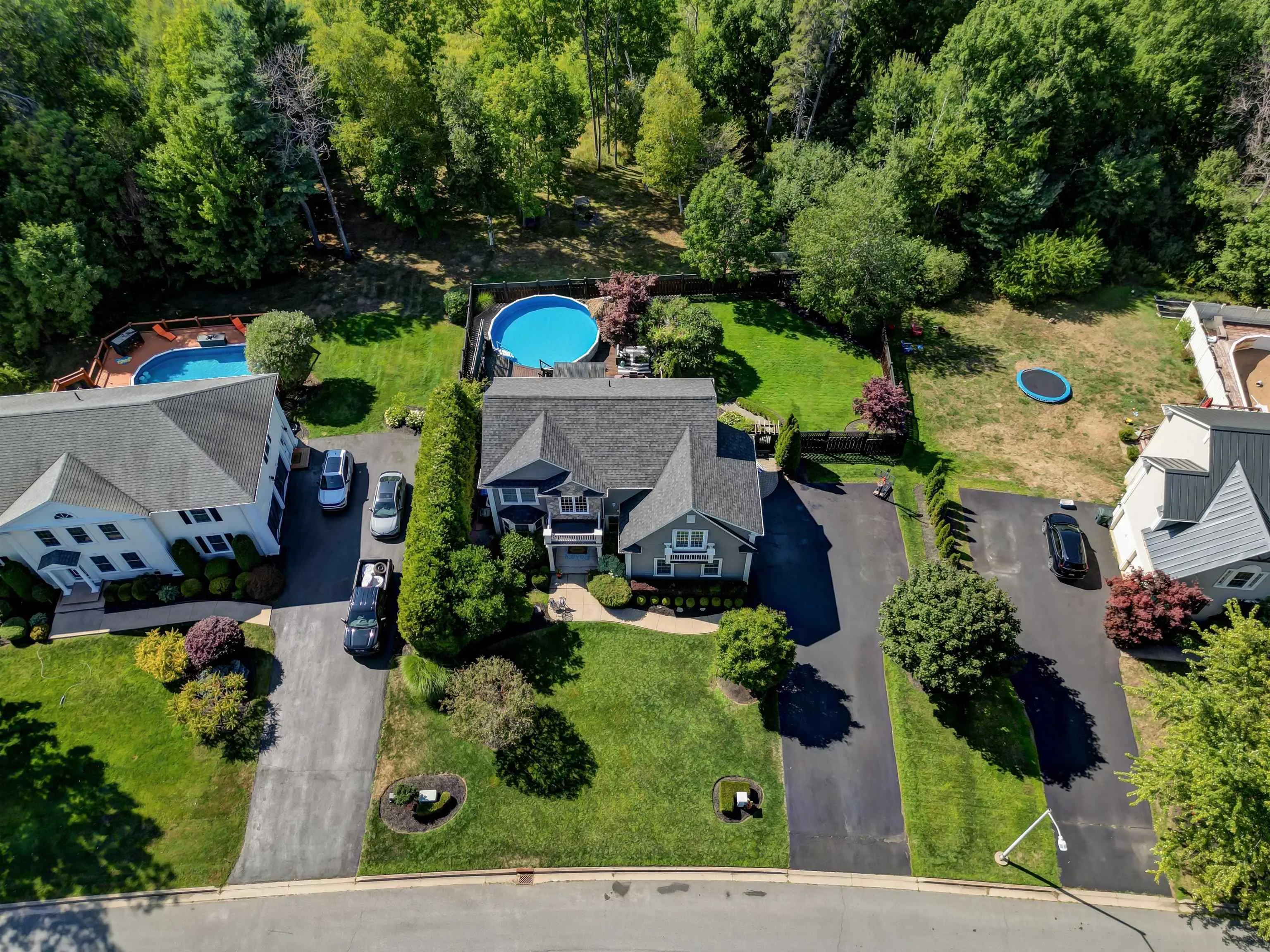 35 Acadia Drive, Kentville, NS B4N 5E1, 5 Bedrooms Bedrooms, ,5 BathroomsBathrooms,Residential,For Sale,Acadia,202522459