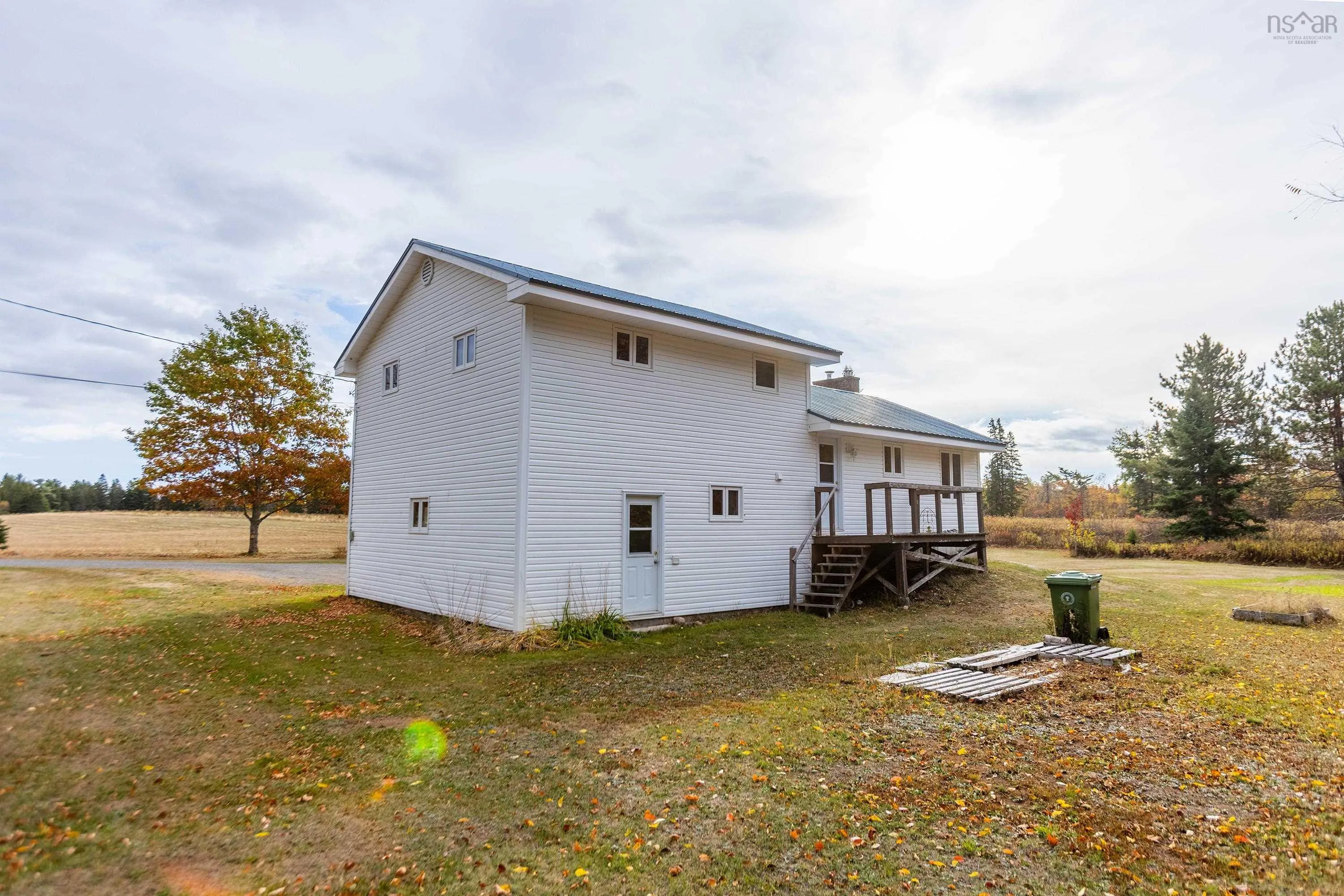 9242 Highway 2, Southampton, NS B0M 1W0, 4 Bedrooms Bedrooms, ,2 BathroomsBathrooms,Residential,For Sale,Highway 2,202525479