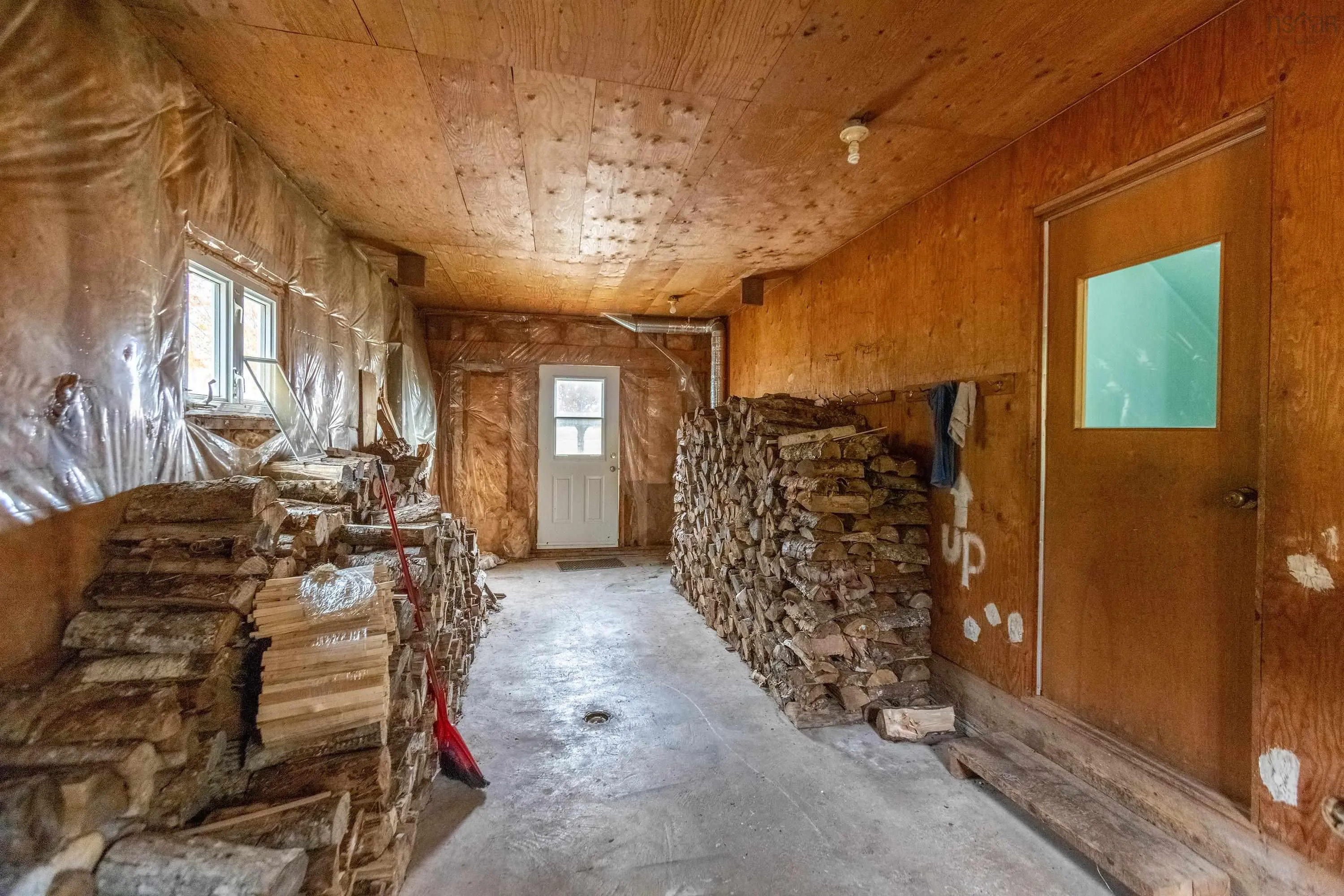 9242 Highway 2, Southampton, NS B0M 1W0, 4 Bedrooms Bedrooms, ,2 BathroomsBathrooms,Residential,For Sale,Highway 2,202525479
