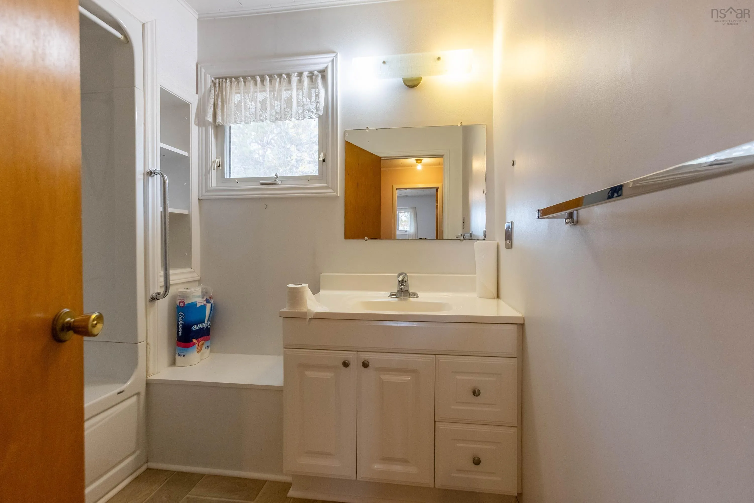 9242 Highway 2, Southampton, NS B0M 1W0, 4 Bedrooms Bedrooms, ,2 BathroomsBathrooms,Residential,For Sale,Highway 2,202525479