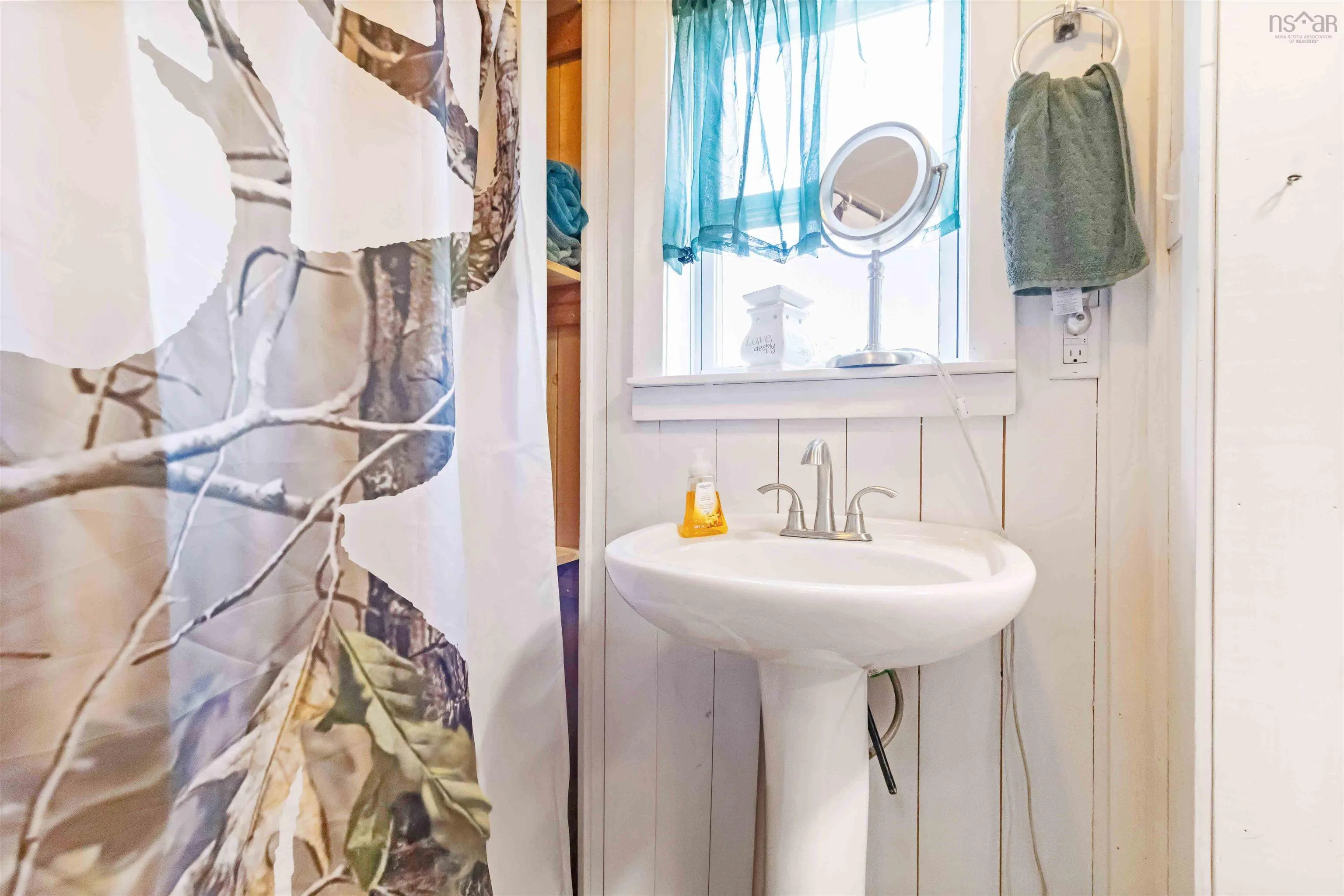 102 John Grant Back Road, Meaghers Grant, NS B0N 1X0, 2 Bedrooms Bedrooms, ,1 BathroomBathrooms,Residential,For Sale,John Grant Back Road,202525576