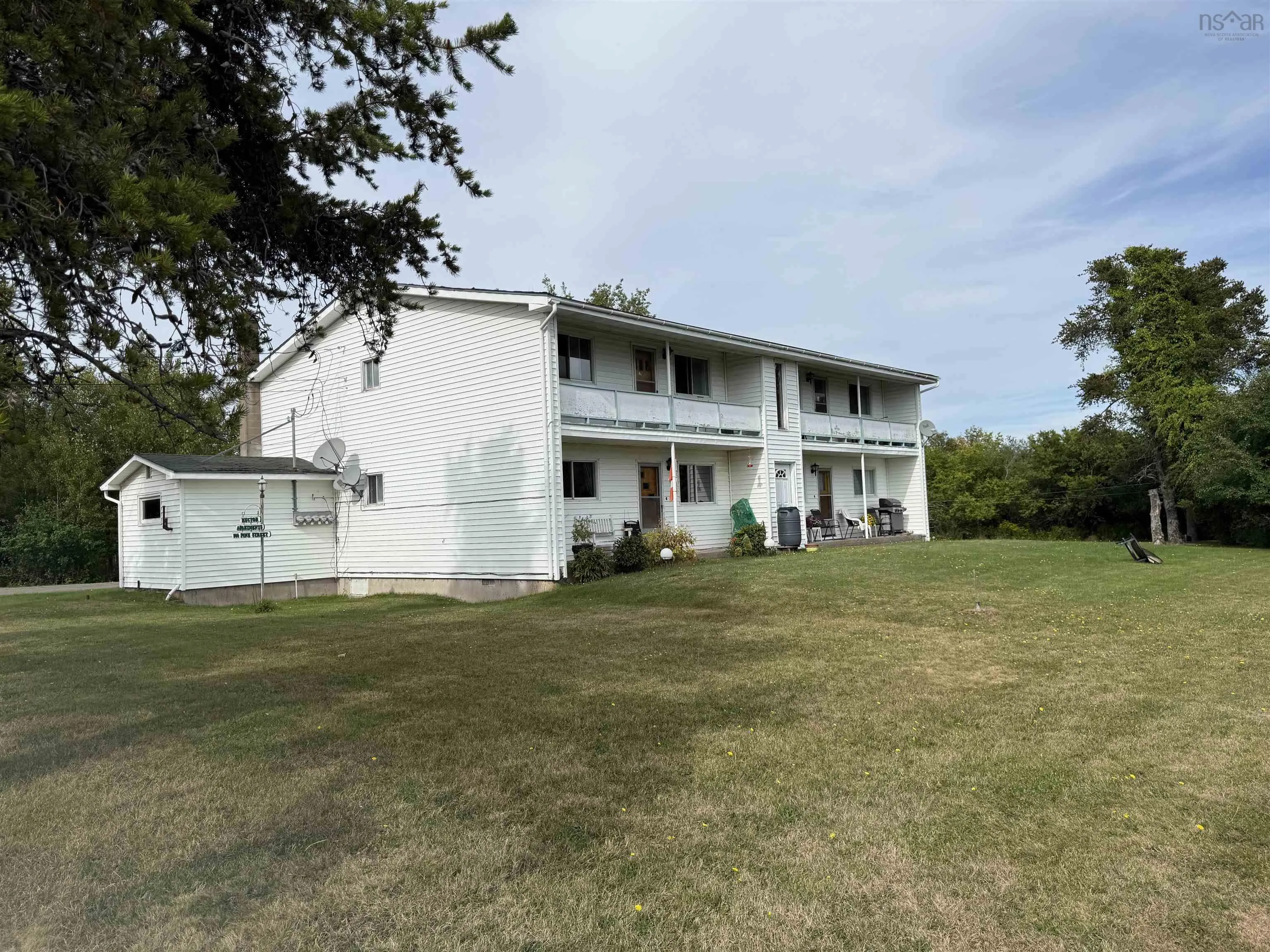 106 Pine Street, Pictou, NS B0K 1H0, 8 Bedrooms Bedrooms, ,Residential Income,For Sale,Pine,202522837