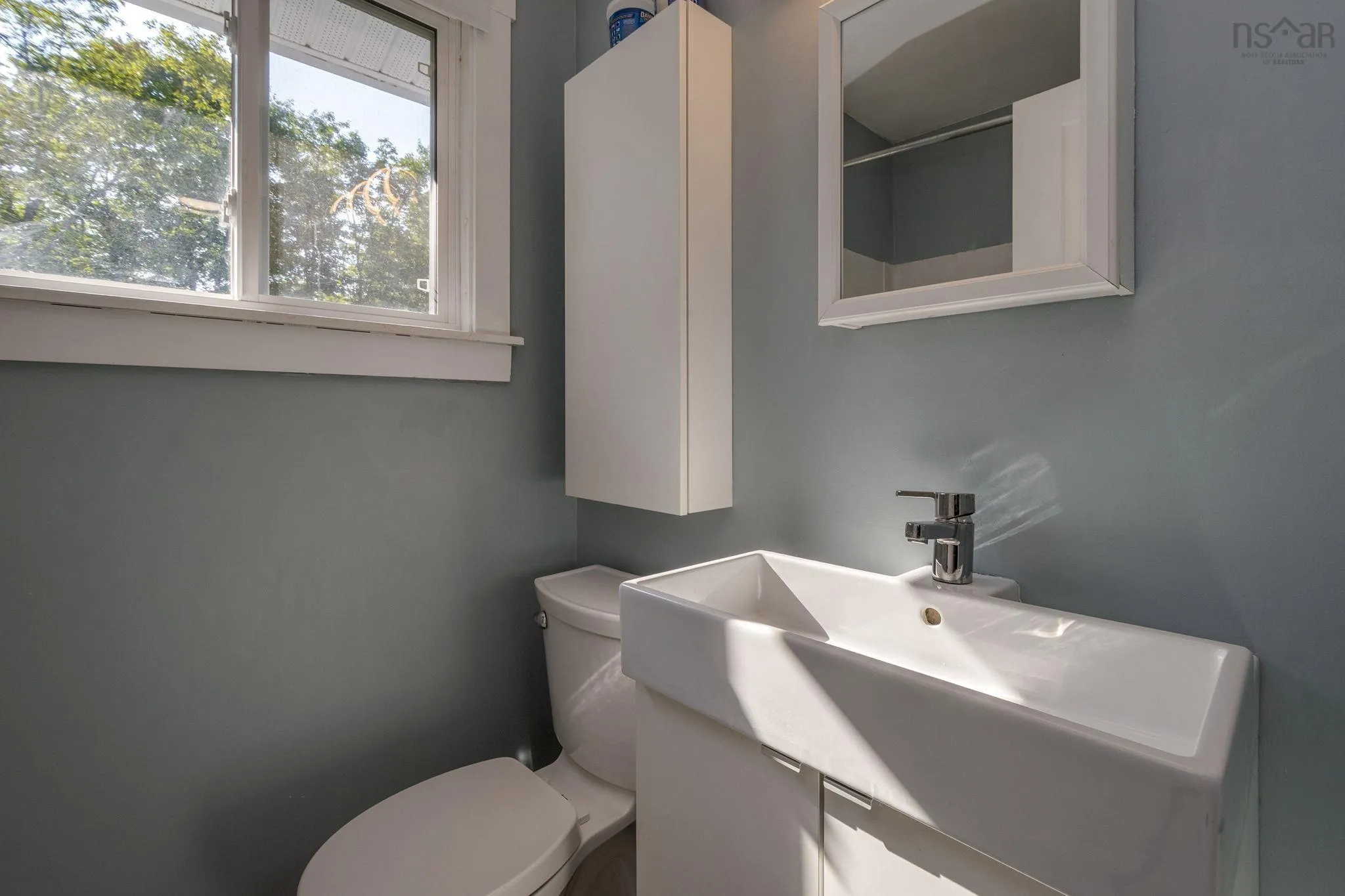 240 Smokey Drive, Lower Sackville, NS B4C 3B9, 3 Bedrooms Bedrooms, ,1 BathroomBathrooms,Residential,For Sale,Smokey,202522416