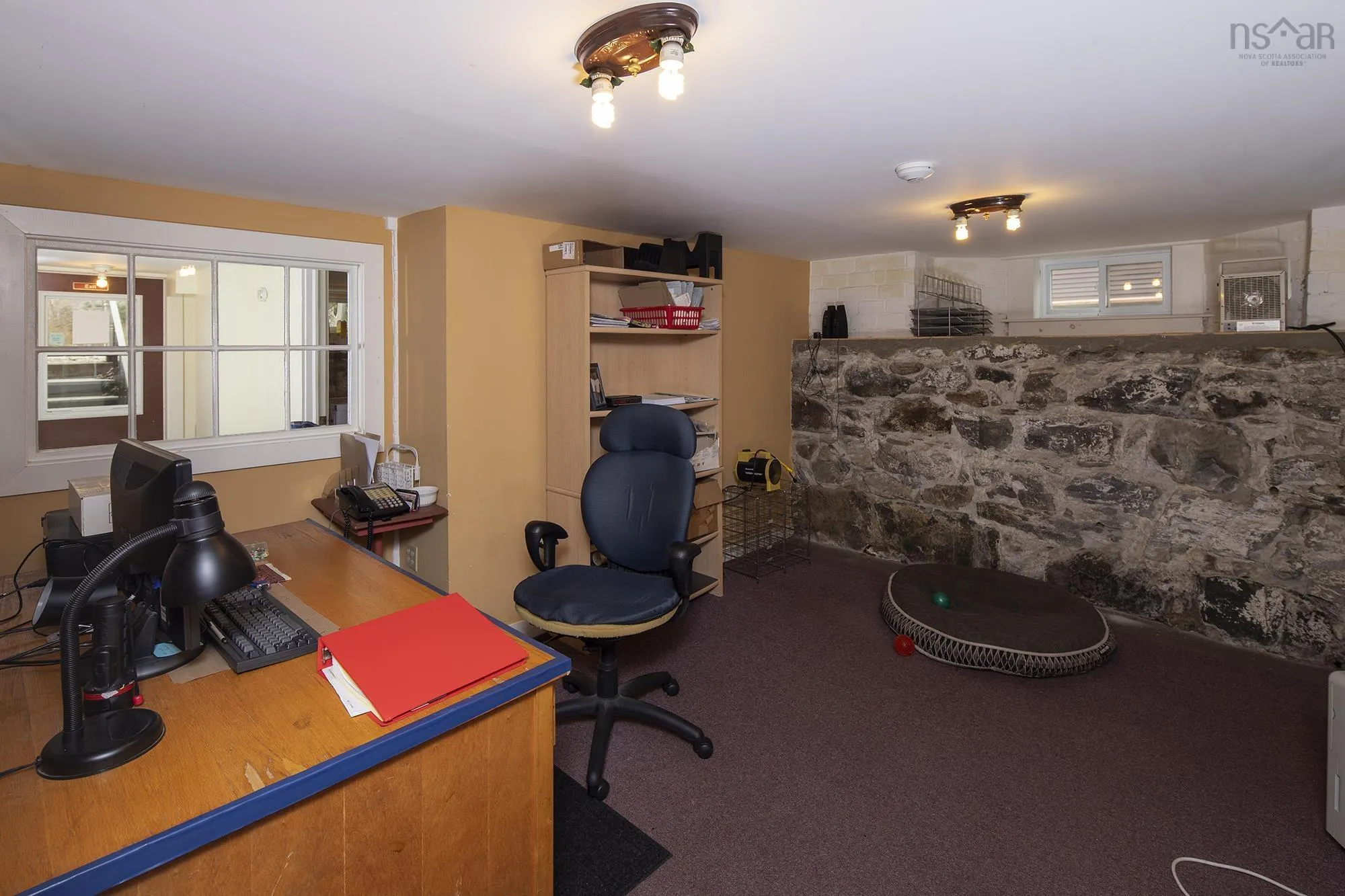 27 Willow Street, Yarmouth Ns B5a 1v2, ,Commercial Sale,For Sale,Willow,202417633