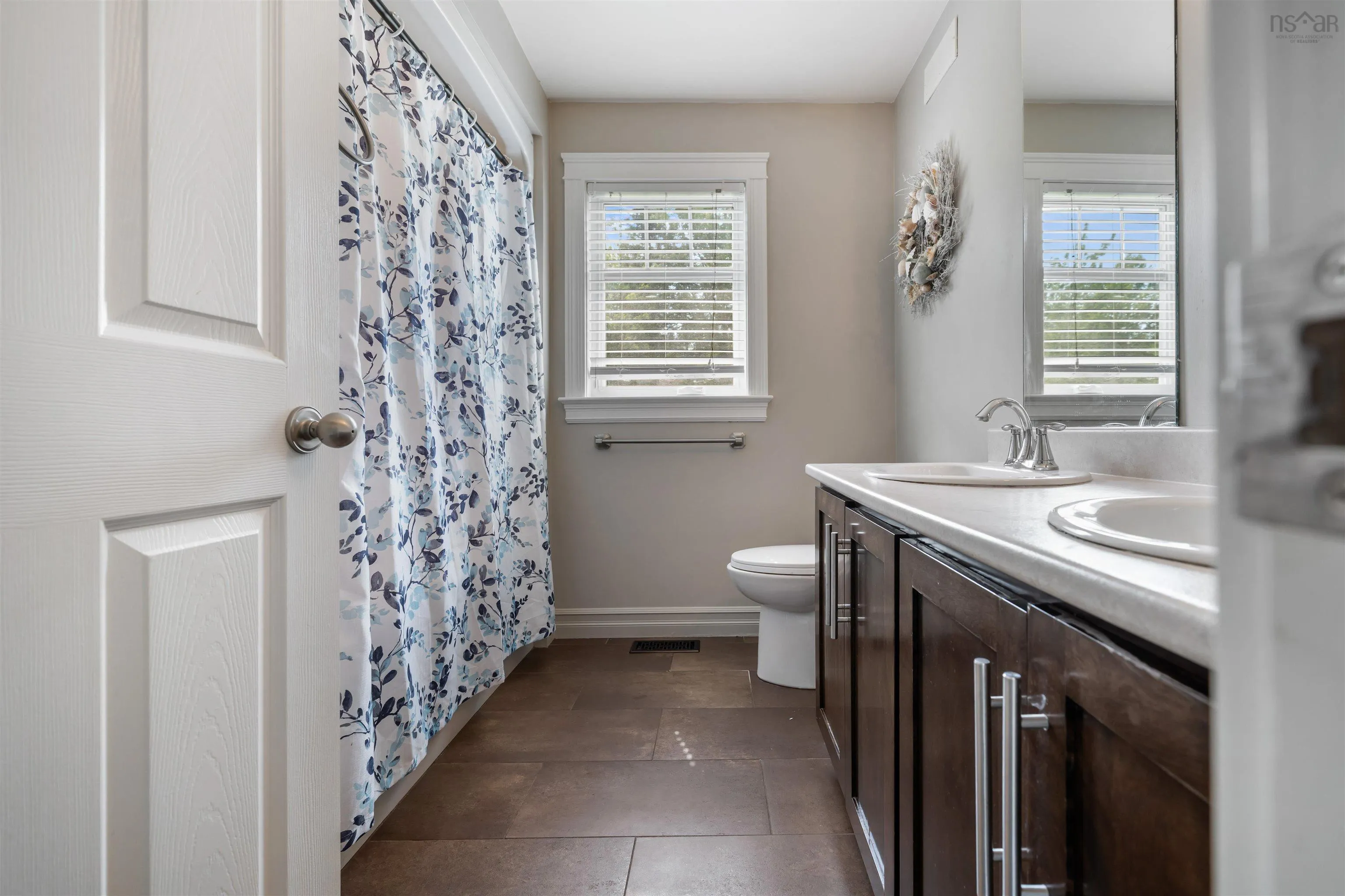 259 Dorsay Road, Amherst, NS B4H 3Y2, 5 Bedrooms Bedrooms, ,3 BathroomsBathrooms,Residential,For Sale,Dorsay,202518059