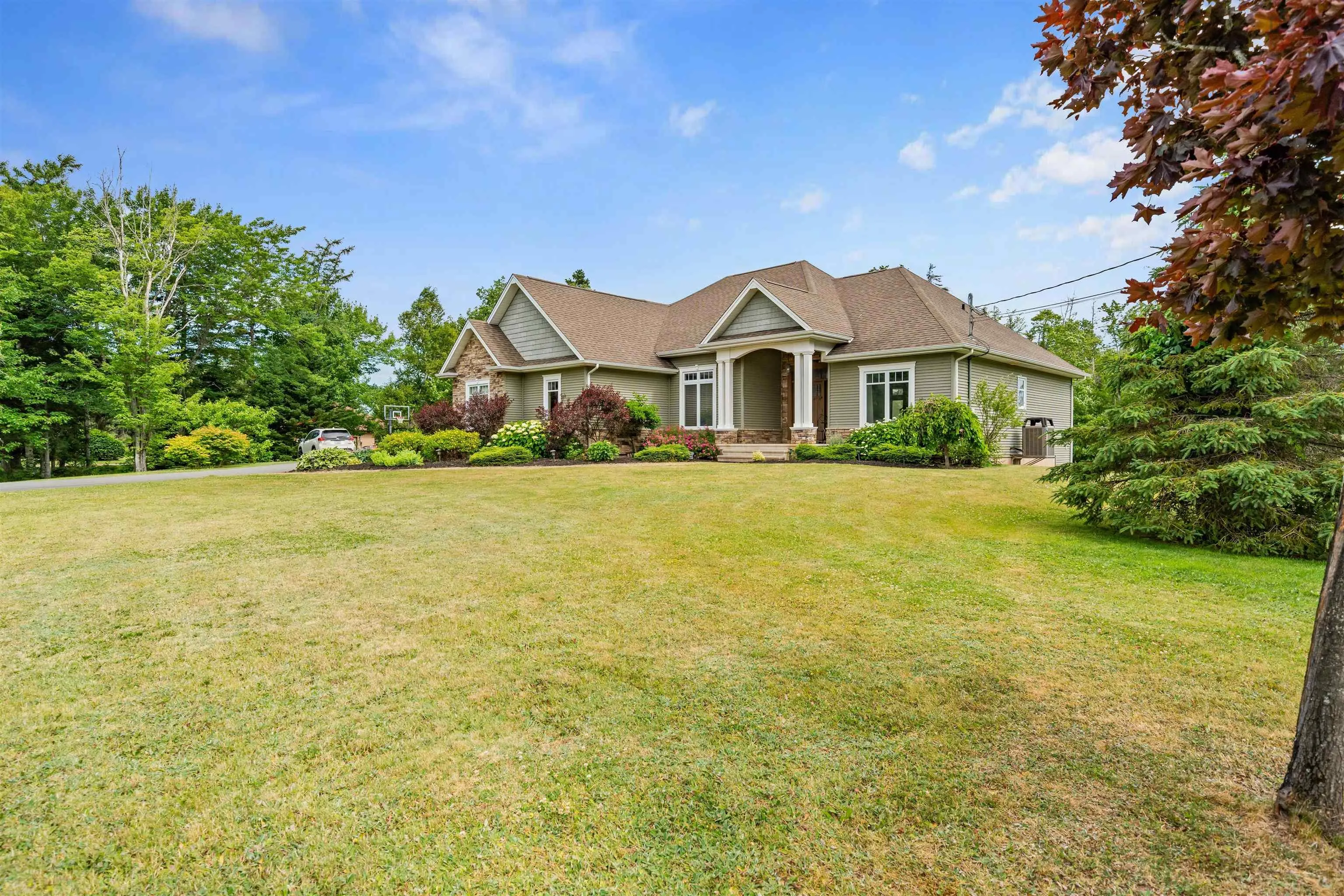 259 Dorsay Road, Amherst, NS B4H 3Y2, 5 Bedrooms Bedrooms, ,3 BathroomsBathrooms,Residential,For Sale,Dorsay,202518059