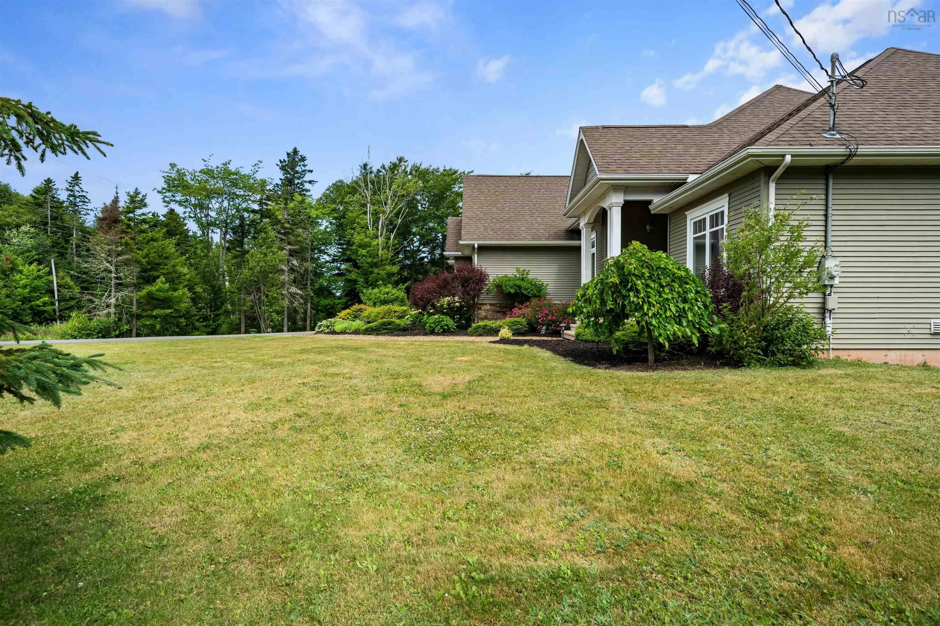 259 Dorsay Road, Amherst, NS B4H 3Y2, 5 Bedrooms Bedrooms, ,3 BathroomsBathrooms,Residential,For Sale,Dorsay,202518059