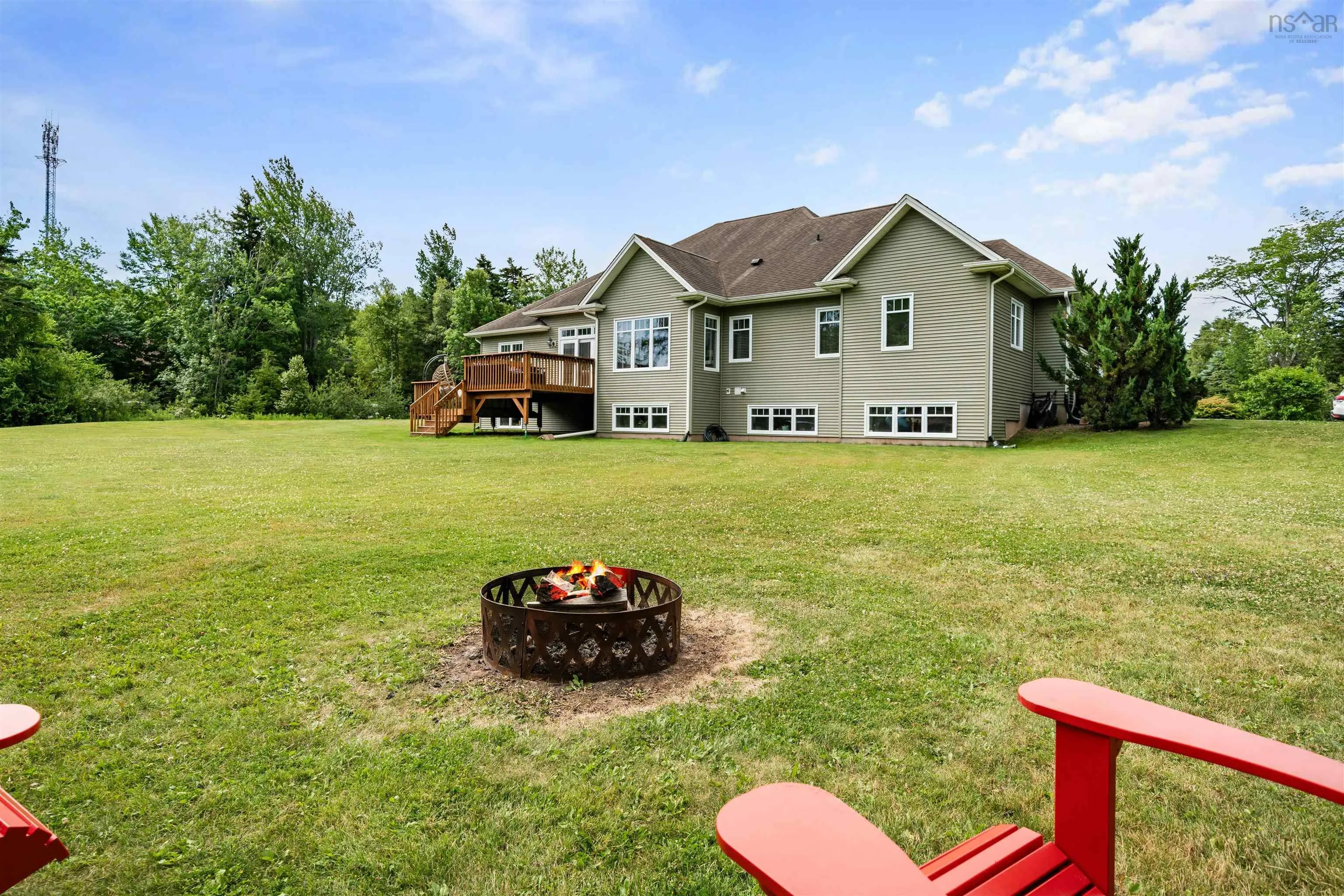 259 Dorsay Road, Amherst, NS B4H 3Y2, 5 Bedrooms Bedrooms, ,3 BathroomsBathrooms,Residential,For Sale,Dorsay,202518059