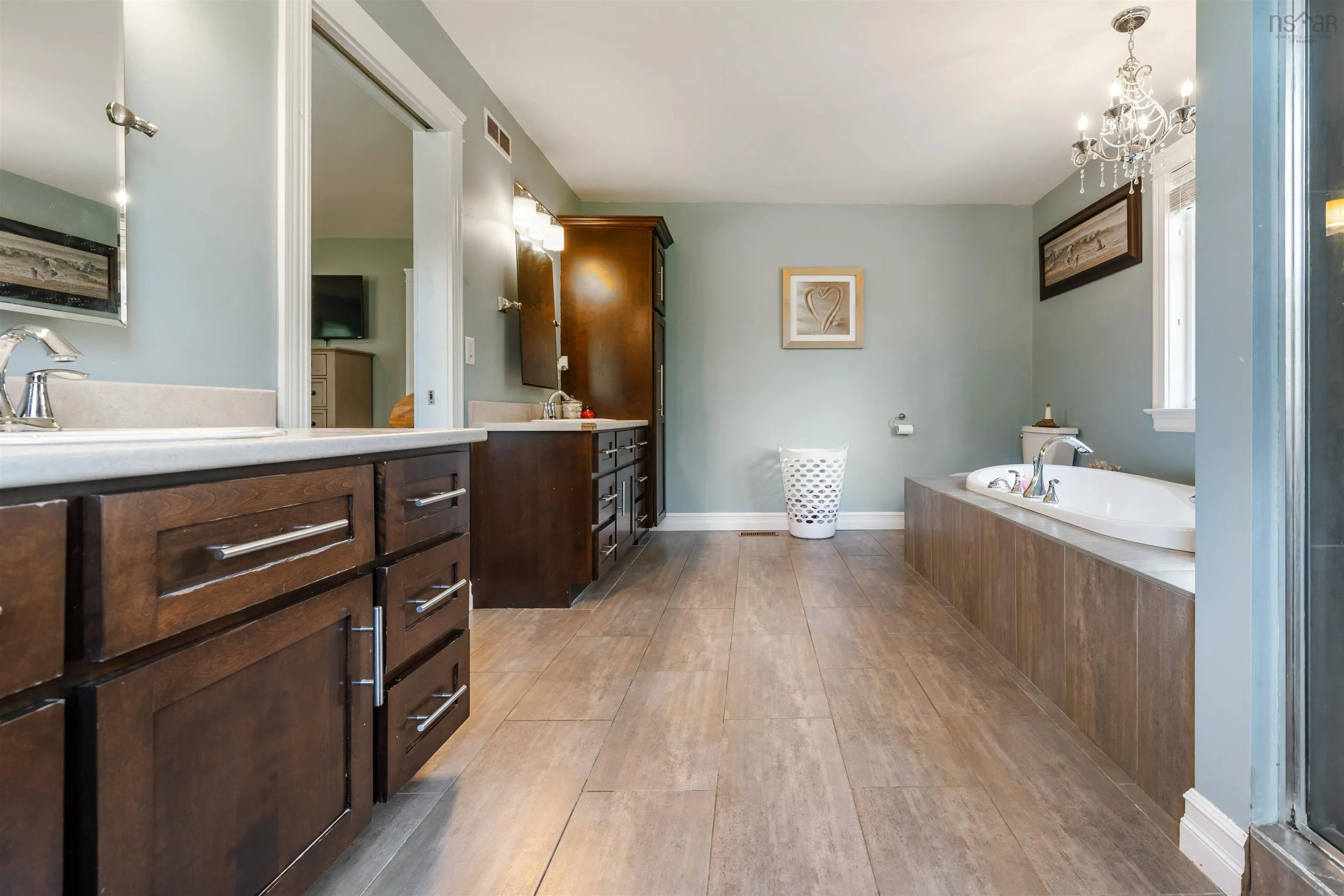 259 Dorsay Road, Amherst, NS B4H 3Y2, 5 Bedrooms Bedrooms, ,3 BathroomsBathrooms,Residential,For Sale,Dorsay,202518059