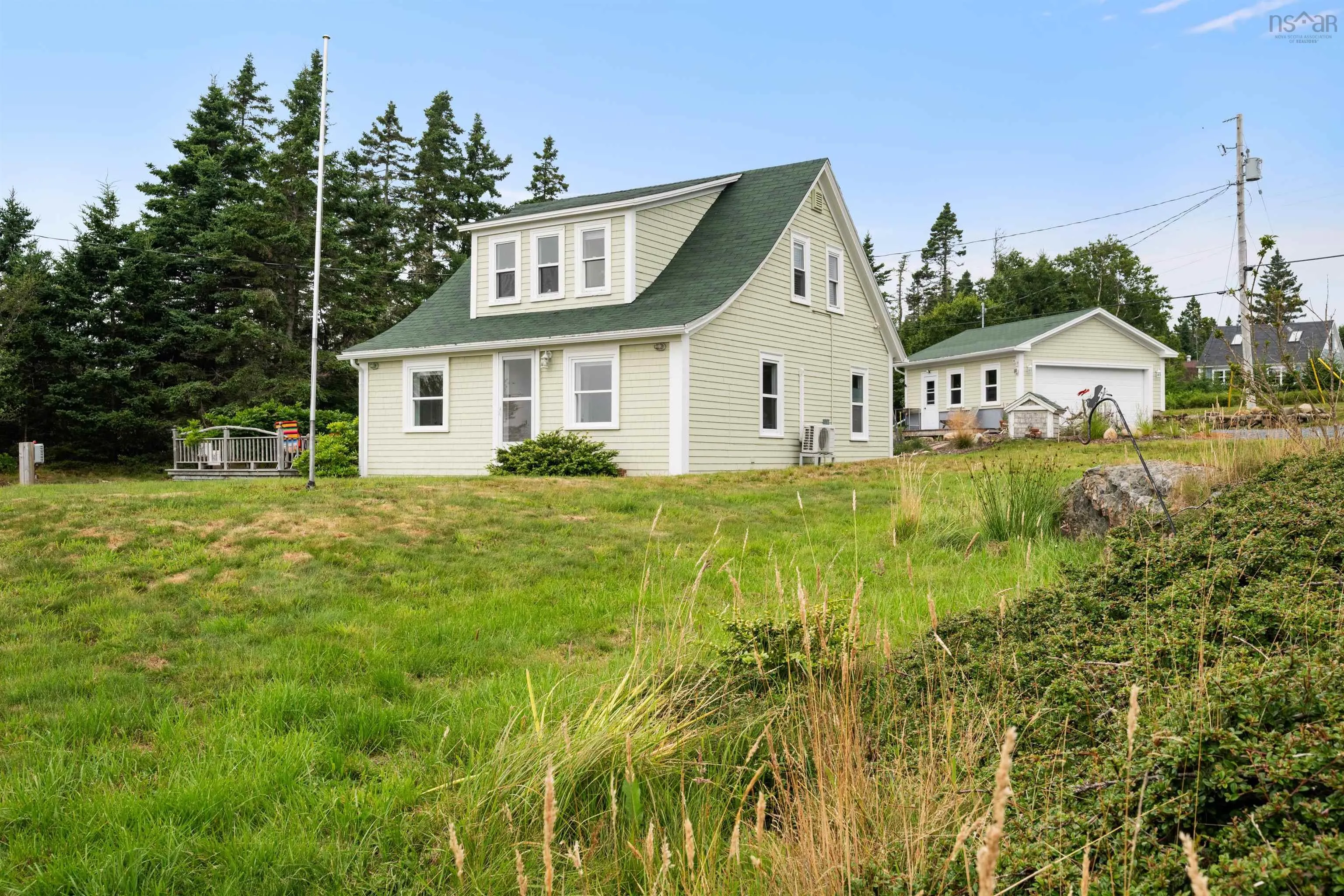 28 Wharf Road, Bush Island, NS B0R 1C0, 1 Bedroom Bedrooms, ,1 BathroomBathrooms,Residential,For Sale,Wharf Road,202519938