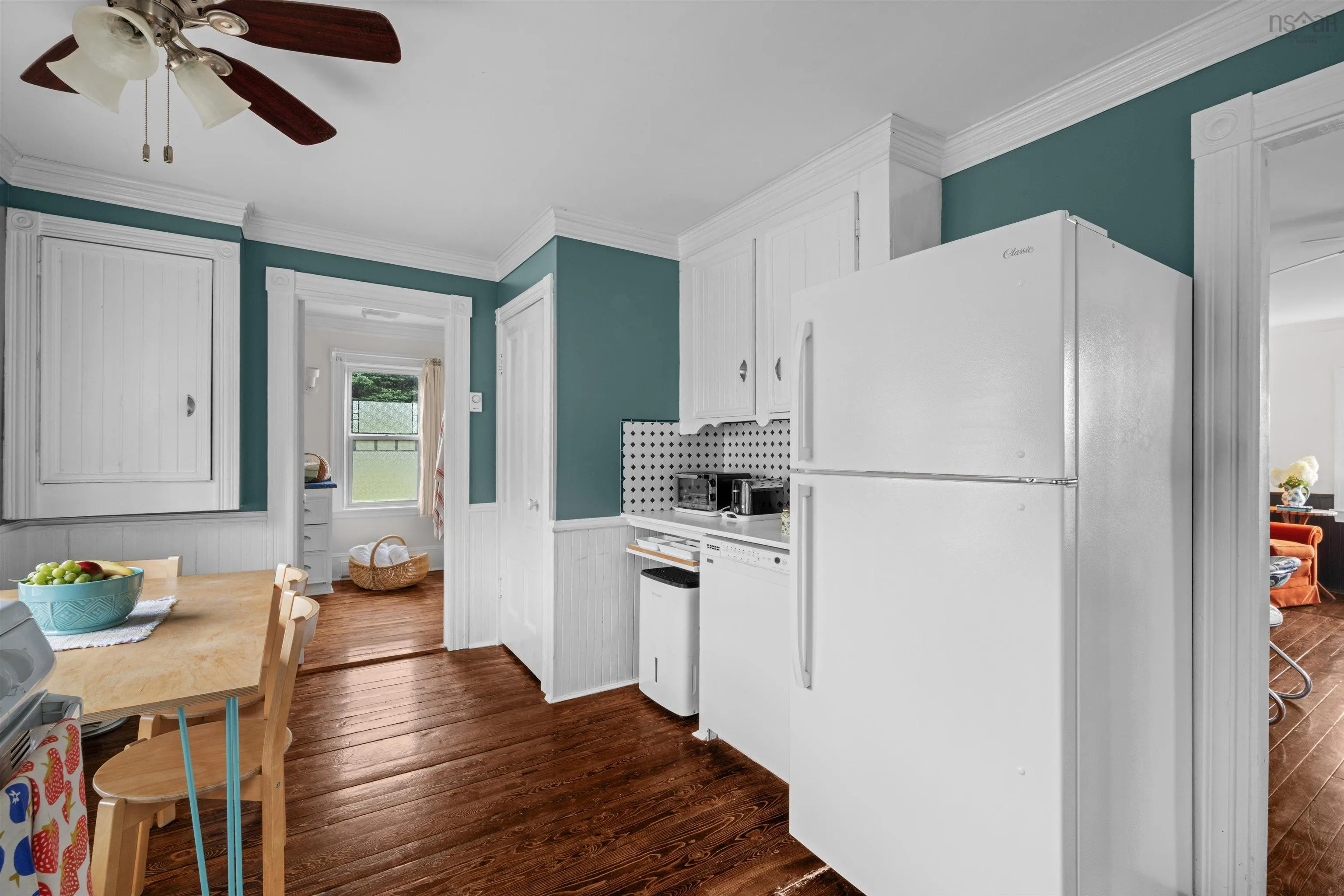 28 Wharf Road, Bush Island, NS B0R 1C0, 1 Bedroom Bedrooms, ,1 BathroomBathrooms,Residential,For Sale,Wharf Road,202519938