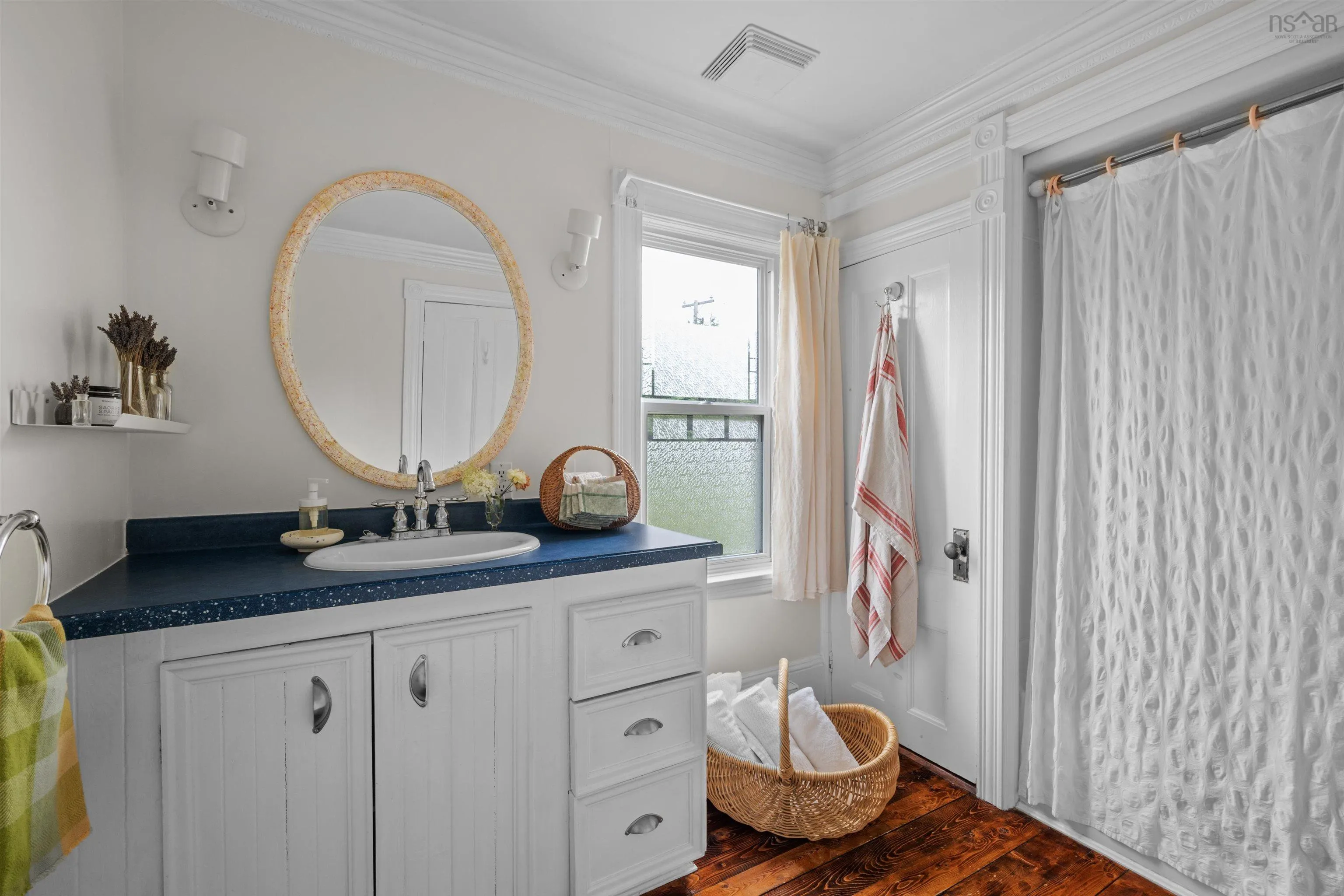 28 Wharf Road, Bush Island, NS B0R 1C0, 1 Bedroom Bedrooms, ,1 BathroomBathrooms,Residential,For Sale,Wharf Road,202519938