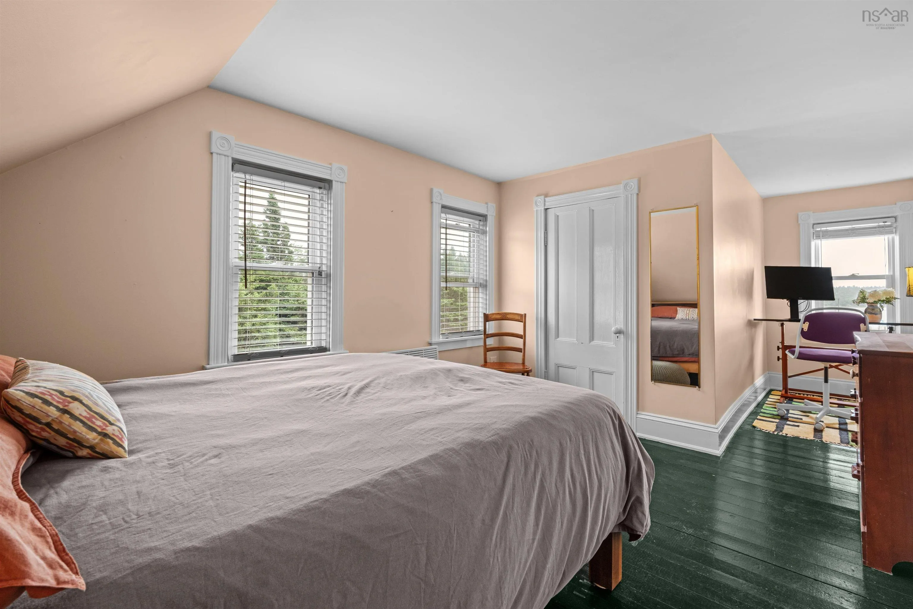 28 Wharf Road, Bush Island, NS B0R 1C0, 1 Bedroom Bedrooms, ,1 BathroomBathrooms,Residential,For Sale,Wharf Road,202519938