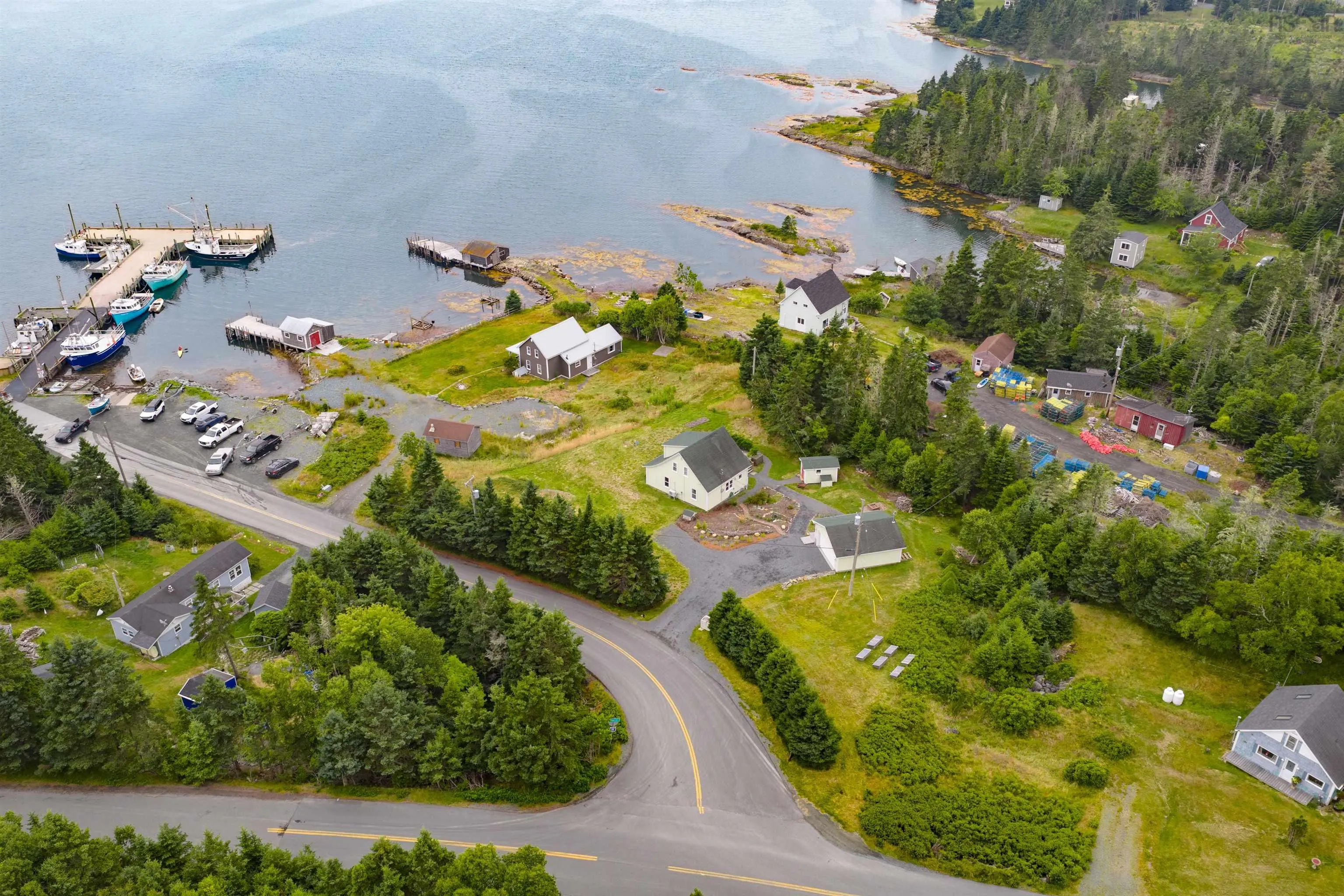 28 Wharf Road, Bush Island, NS B0R 1C0, 1 Bedroom Bedrooms, ,1 BathroomBathrooms,Residential,For Sale,Wharf Road,202519938