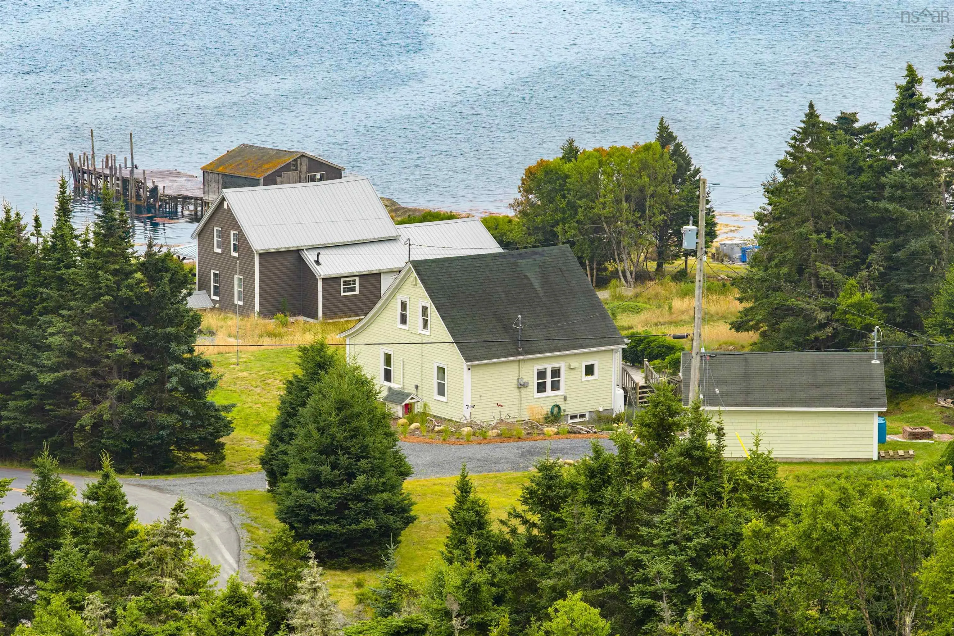 28 Wharf Road, Bush Island, NS B0R 1C0, 1 Bedroom Bedrooms, ,1 BathroomBathrooms,Residential,For Sale,Wharf Road,202519938