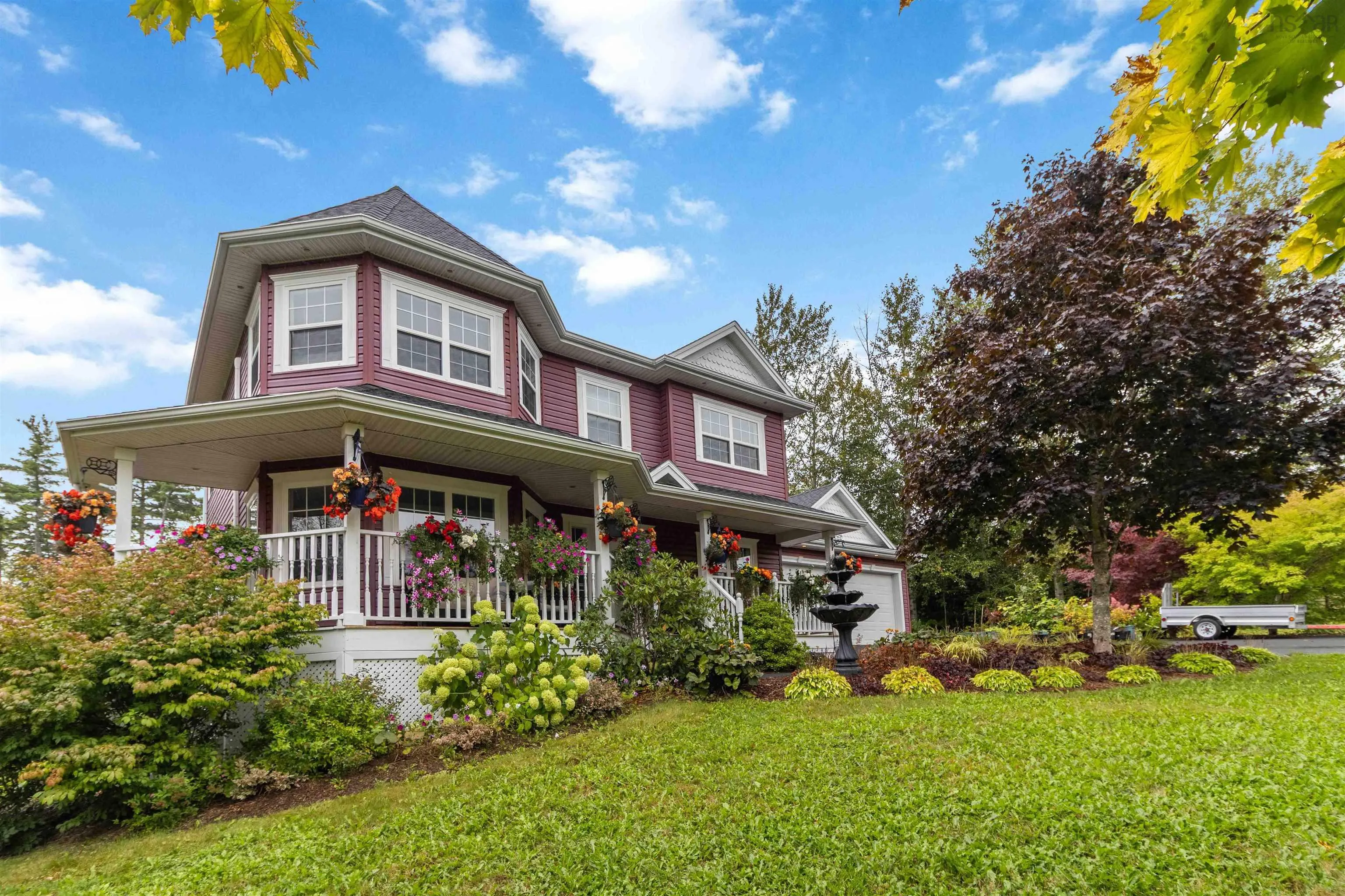 16 Valerie Court, Windsor Junction, NS B2T 1Y7, 3 Bedrooms Bedrooms, ,4 BathroomsBathrooms,Residential,For Sale,Valerie Court,202522771