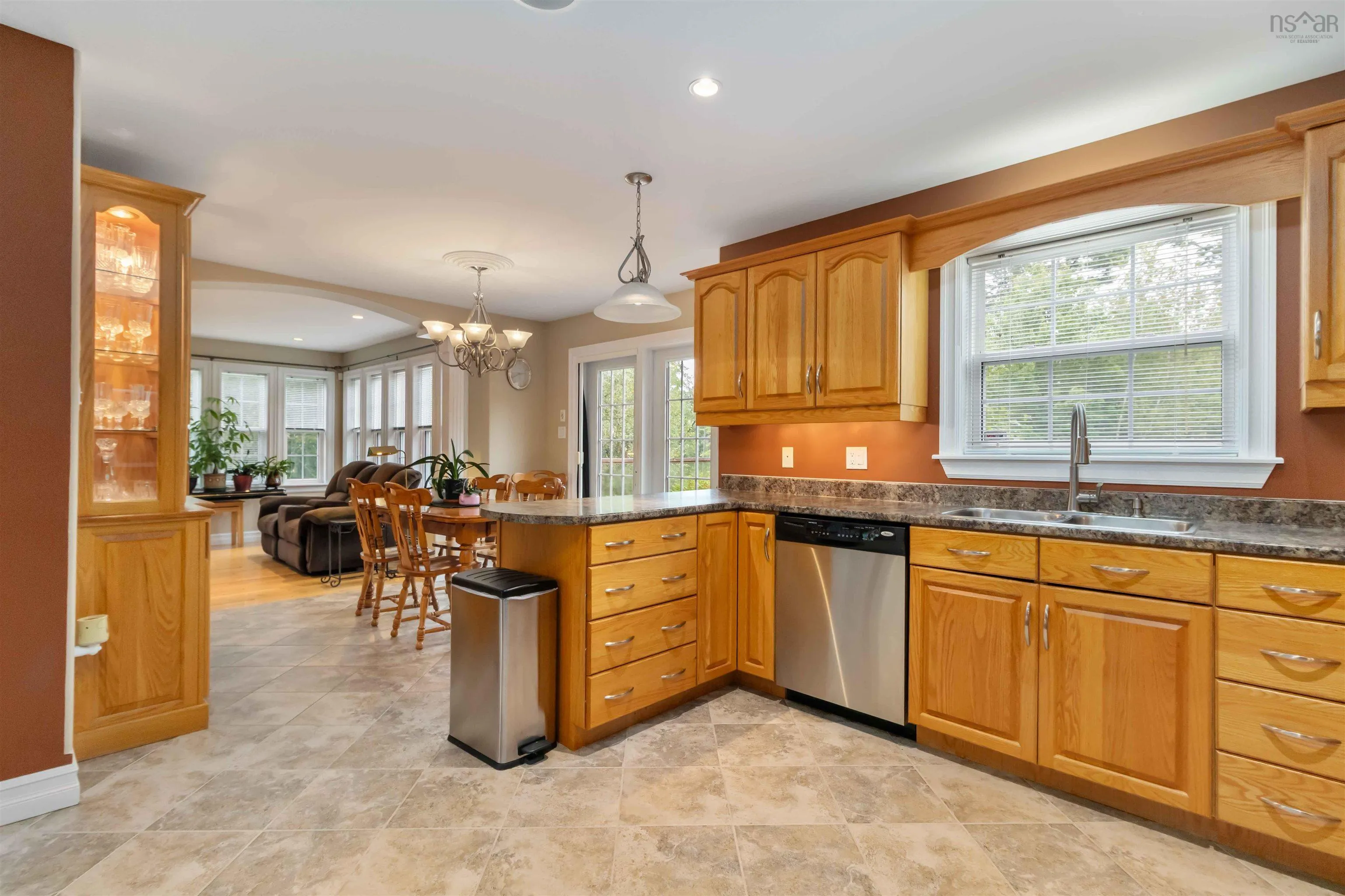 16 Valerie Court, Windsor Junction, NS B2T 1Y7, 3 Bedrooms Bedrooms, ,4 BathroomsBathrooms,Residential,For Sale,Valerie Court,202522771