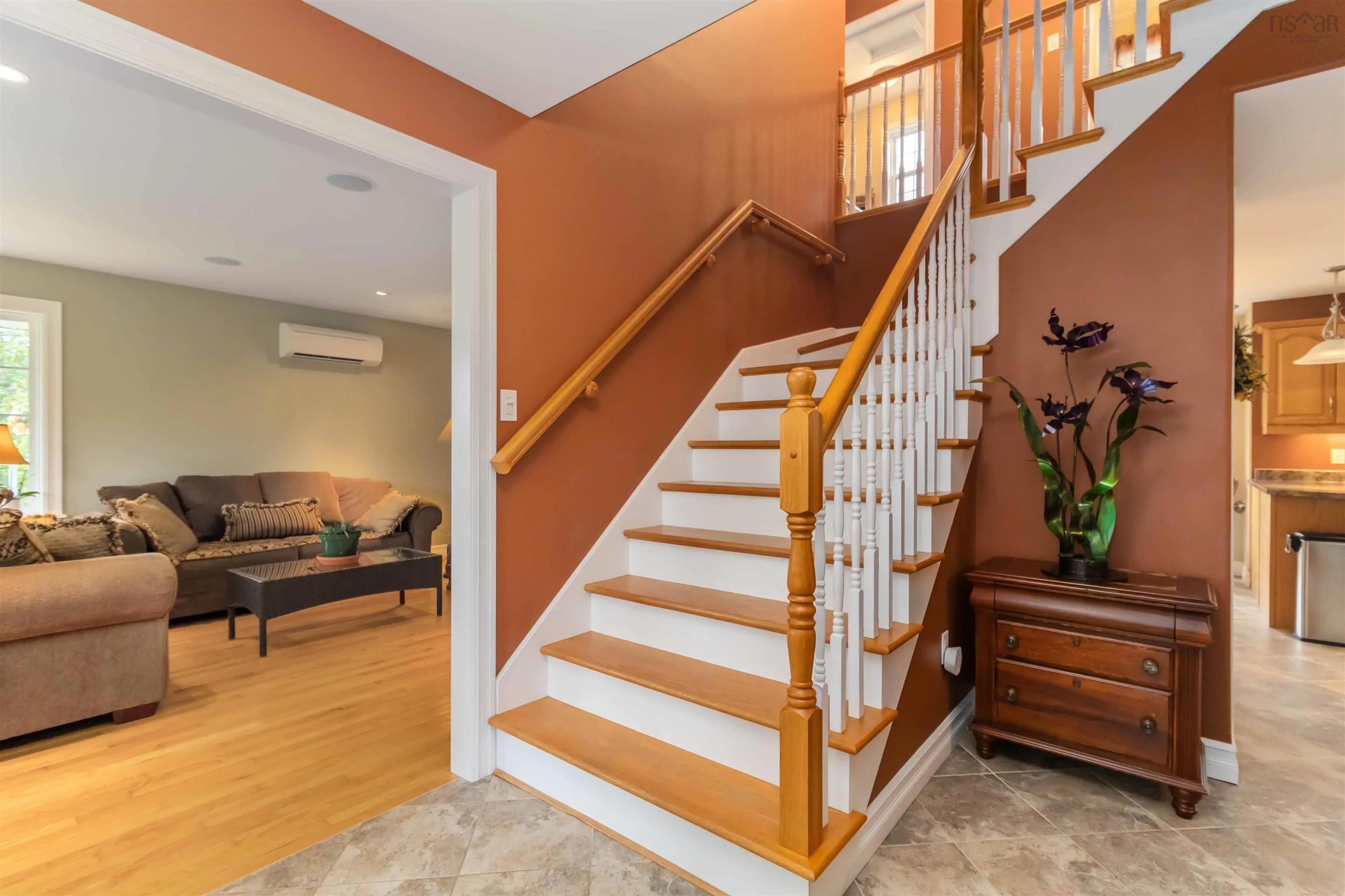 16 Valerie Court, Windsor Junction, NS B2T 1Y7, 3 Bedrooms Bedrooms, ,4 BathroomsBathrooms,Residential,For Sale,Valerie Court,202522771
