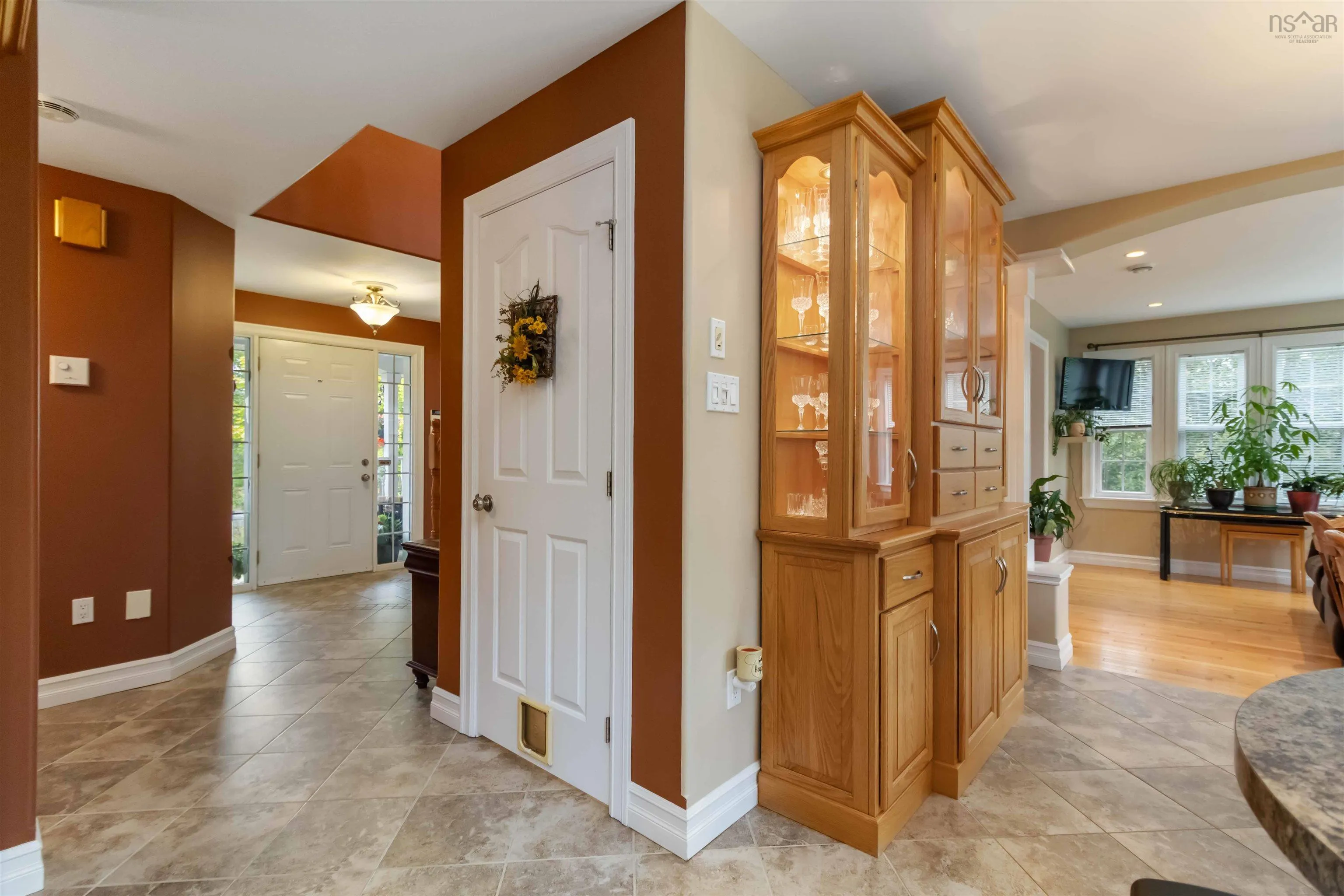16 Valerie Court, Windsor Junction, NS B2T 1Y7, 3 Bedrooms Bedrooms, ,4 BathroomsBathrooms,Residential,For Sale,Valerie Court,202522771
