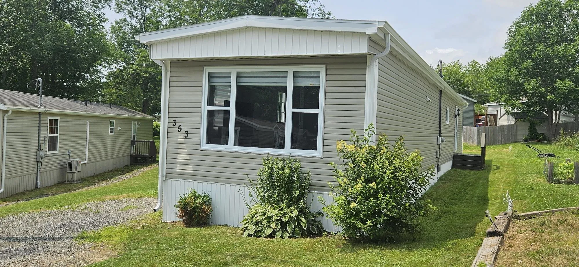 353 Ioney Hill, Beaver Bank, NS B4E 1N1, 2 Bedrooms Bedrooms, ,1 BathroomBathrooms,Residential,For Sale,Ioney,202517480
