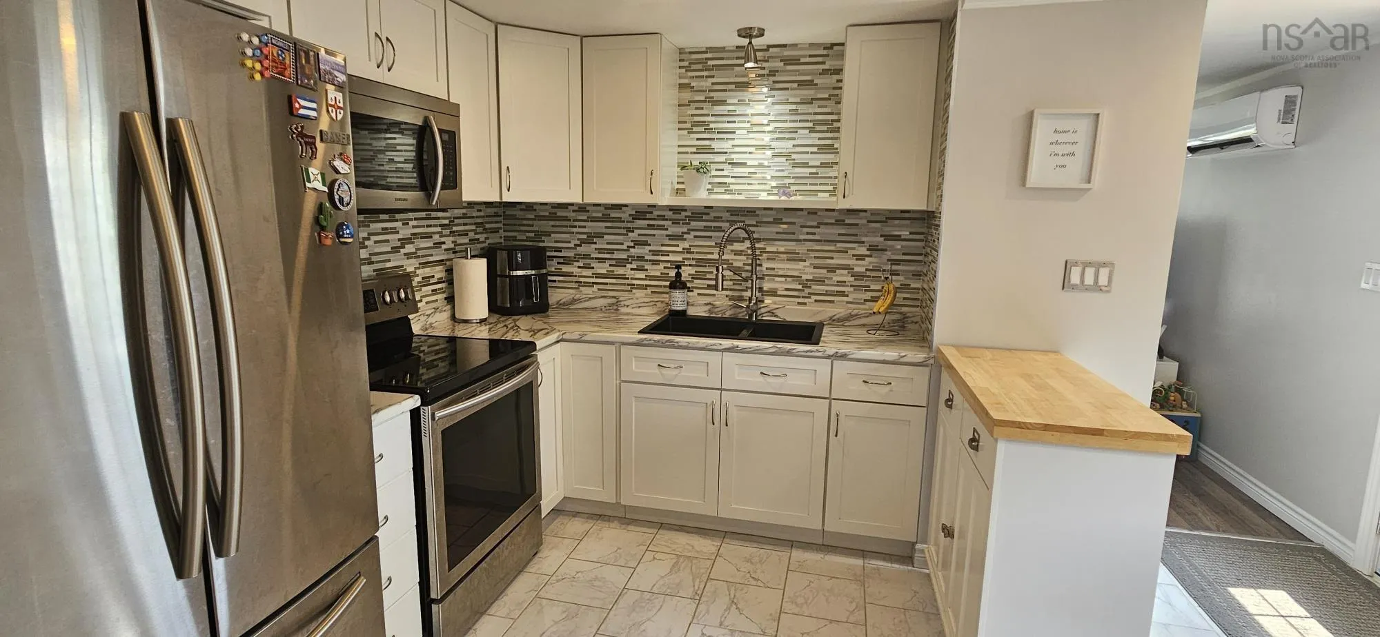 353 Ioney Hill, Beaver Bank, NS B4E 1N1, 2 Bedrooms Bedrooms, ,1 BathroomBathrooms,Residential,For Sale,Ioney,202517480