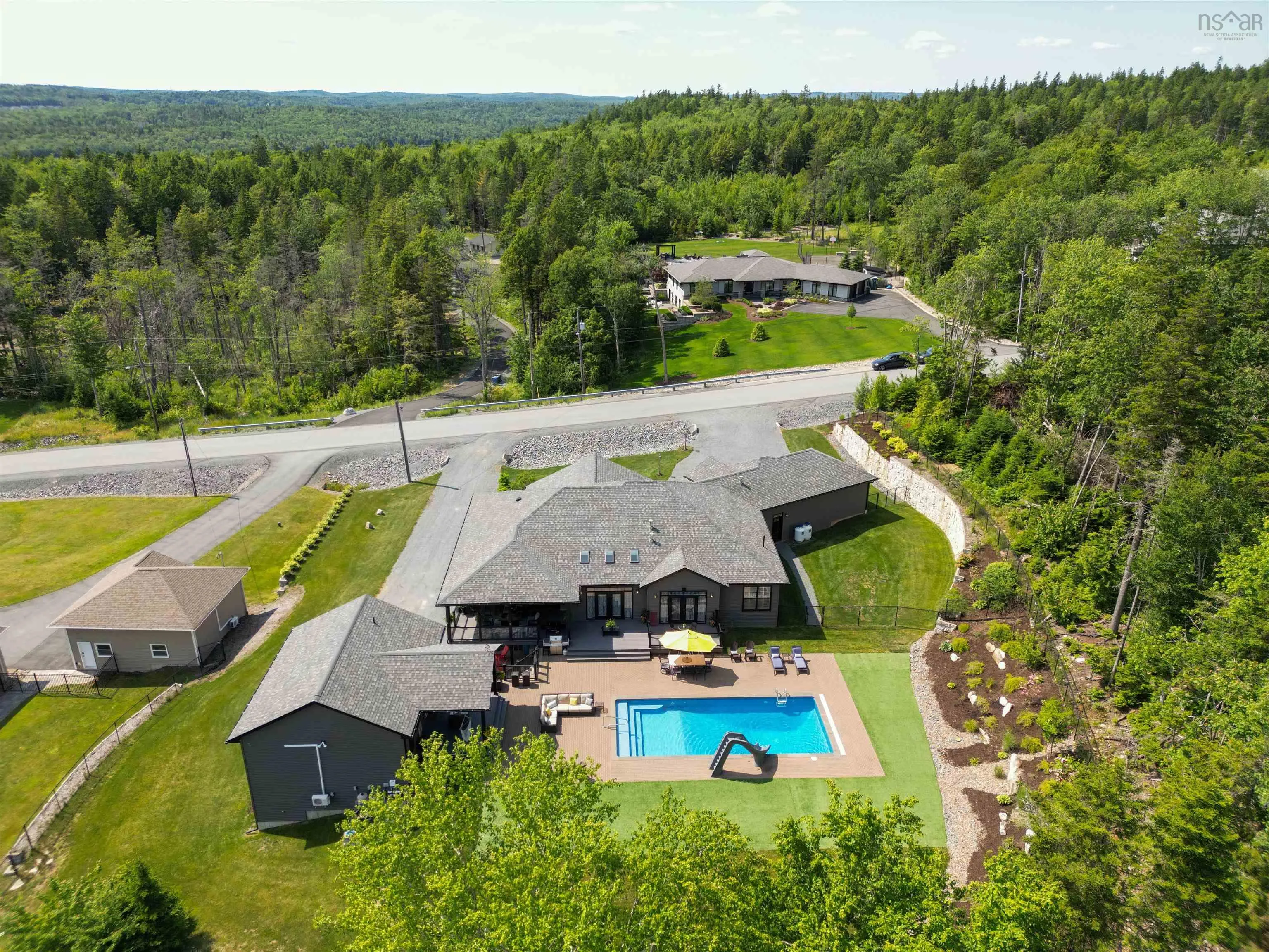 561 Heddas Way, Fall River Ns B2t 0m3, 4 Bedrooms Bedrooms, ,5 BathroomsBathrooms,Residential,For Sale,Heddas,202426215