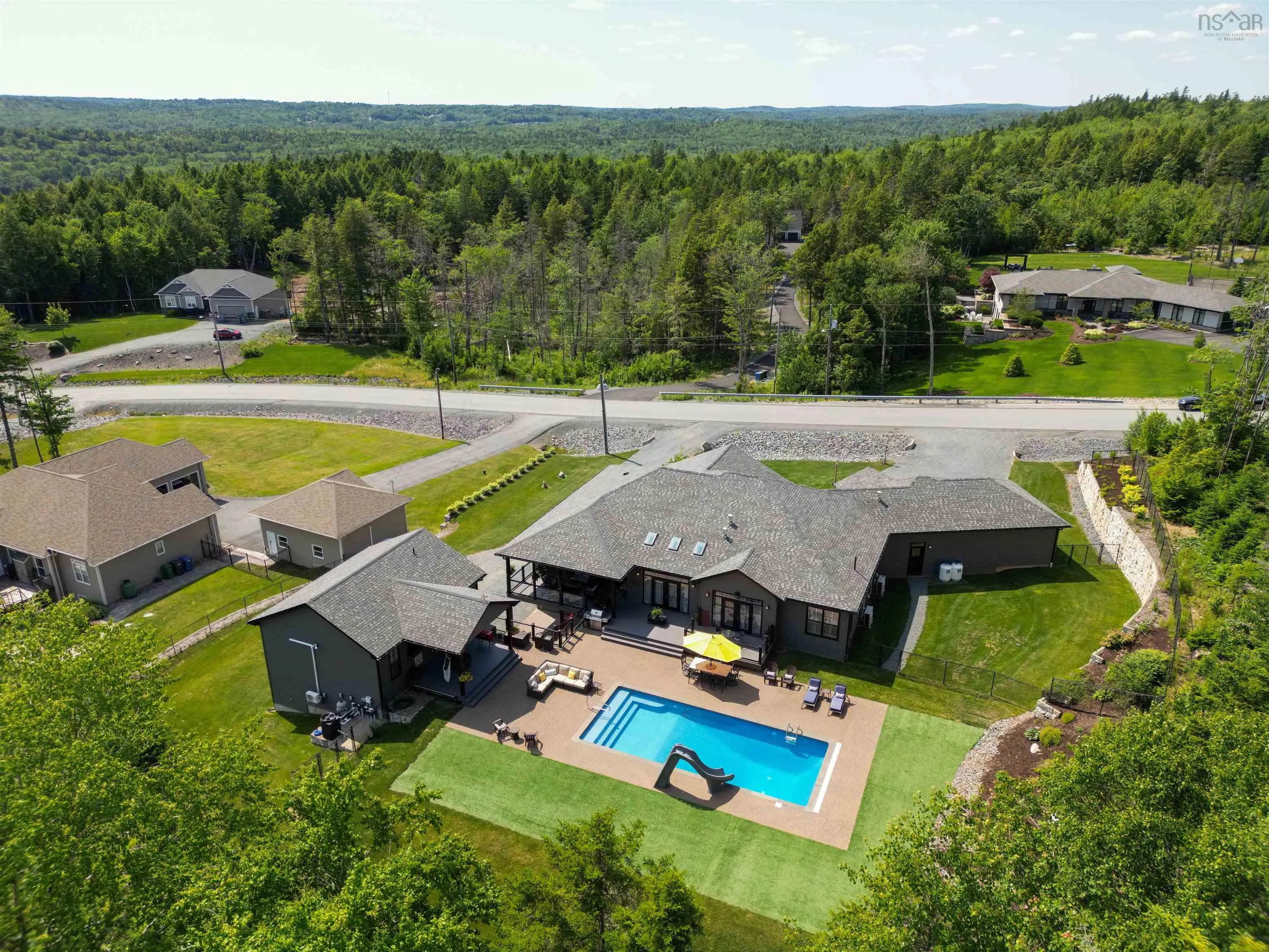 561 Heddas Way, Fall River Ns B2t 0m3, 4 Bedrooms Bedrooms, ,5 BathroomsBathrooms,Residential,For Sale,Heddas,202426215