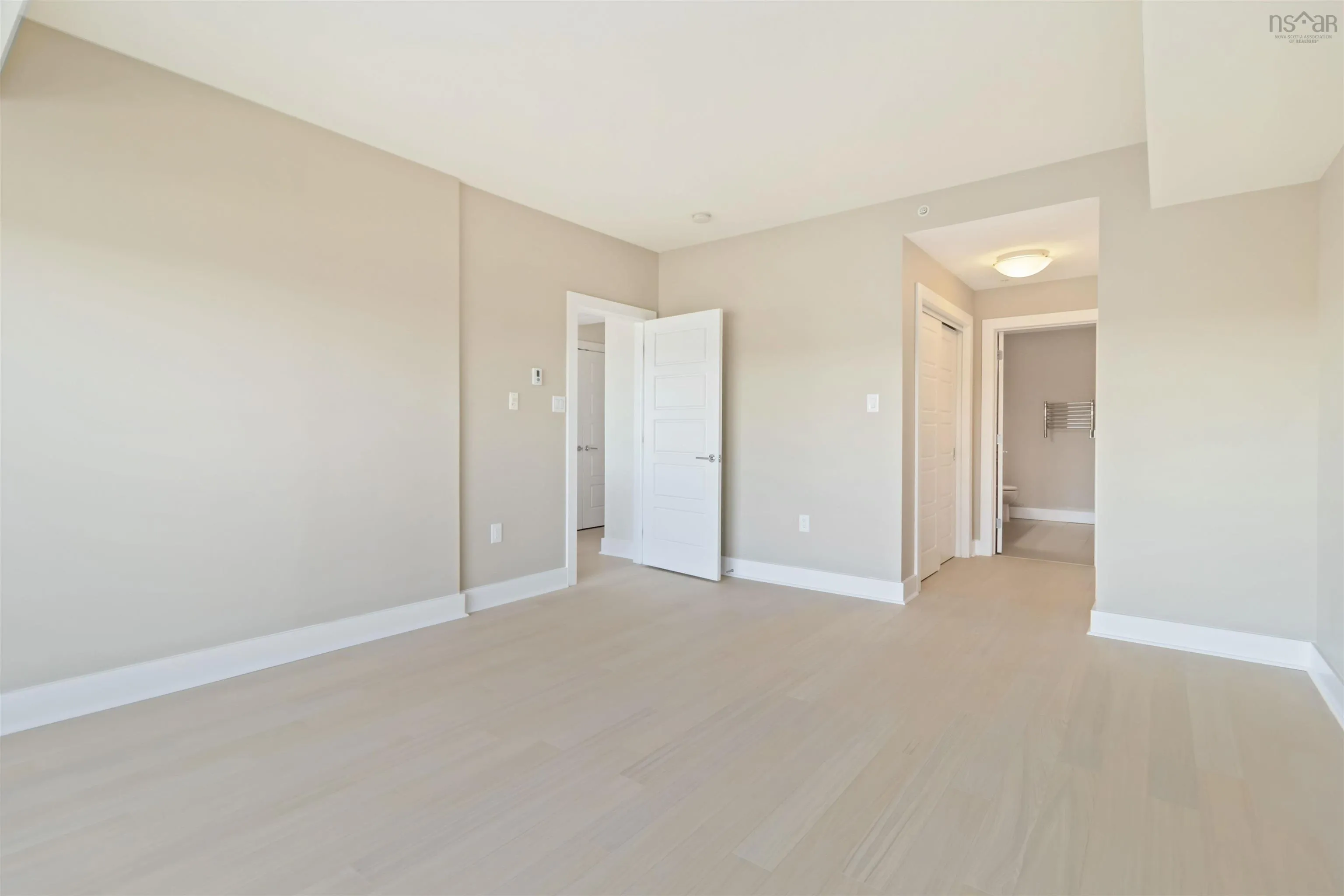 902-31 Kings Wharf Place, Dartmouth, NS B2Y 0C1, 2 Bedrooms Bedrooms, ,2 BathroomsBathrooms,Residential,For Sale,Kings Wharf,202524407