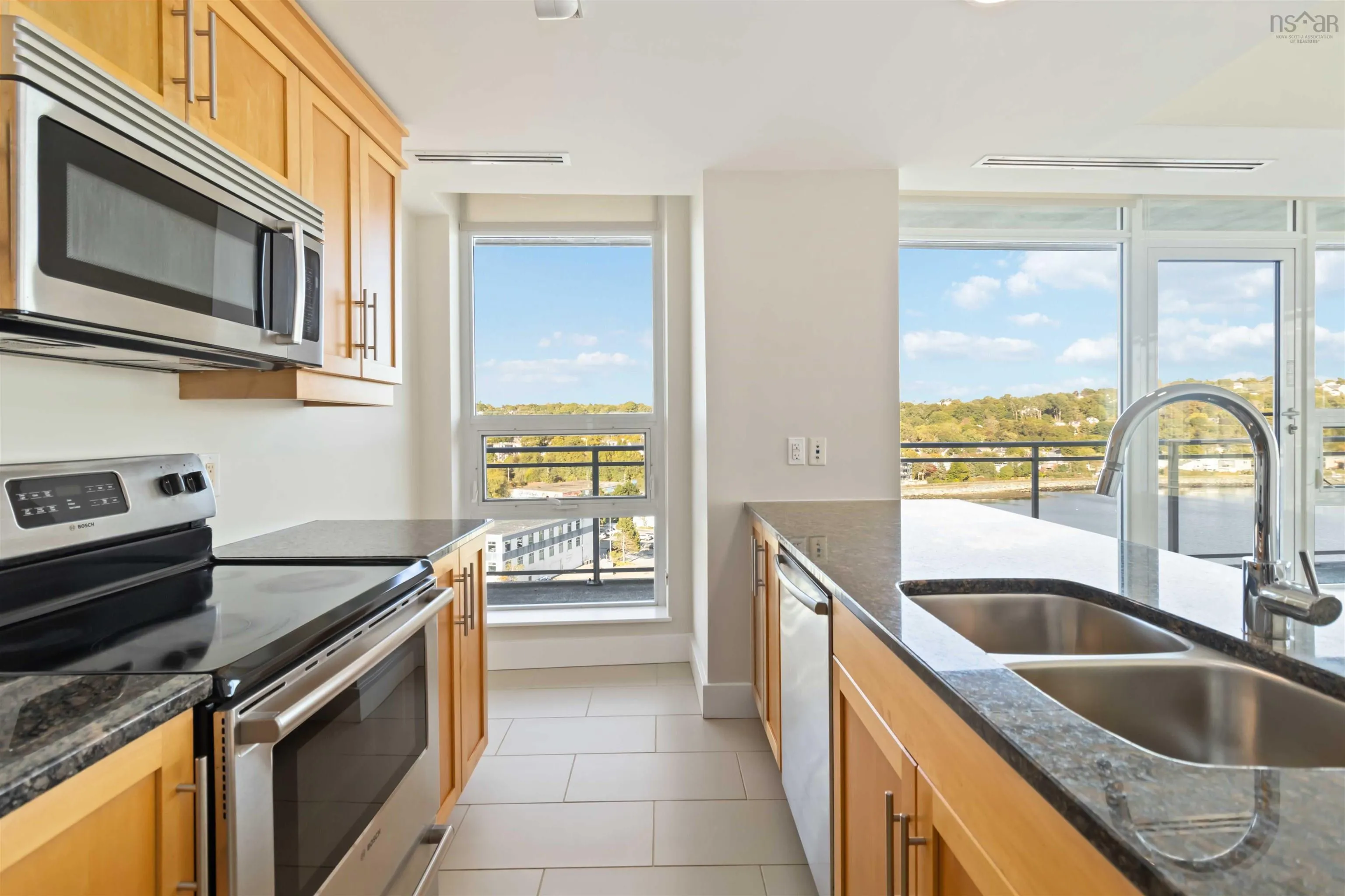 902-31 Kings Wharf Place, Dartmouth, NS B2Y 0C1, 2 Bedrooms Bedrooms, ,2 BathroomsBathrooms,Residential,For Sale,Kings Wharf,202524407