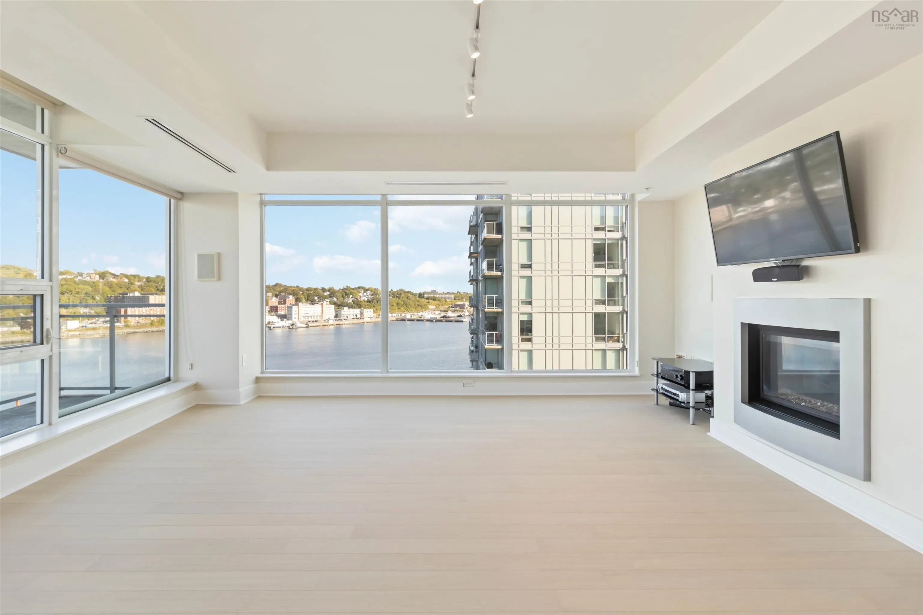 902-31 Kings Wharf Place, Dartmouth, NS B2Y 0C1, 2 Bedrooms Bedrooms, ,2 BathroomsBathrooms,Residential,For Sale,Kings Wharf,202524407
