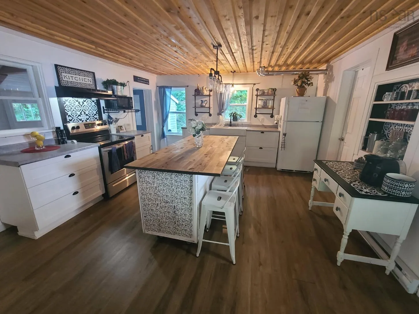 1366 River Road, Bear River, NS B0S 1B0, 3 Bedrooms Bedrooms, ,2 BathroomsBathrooms,Residential,For Sale,River Road,202517940