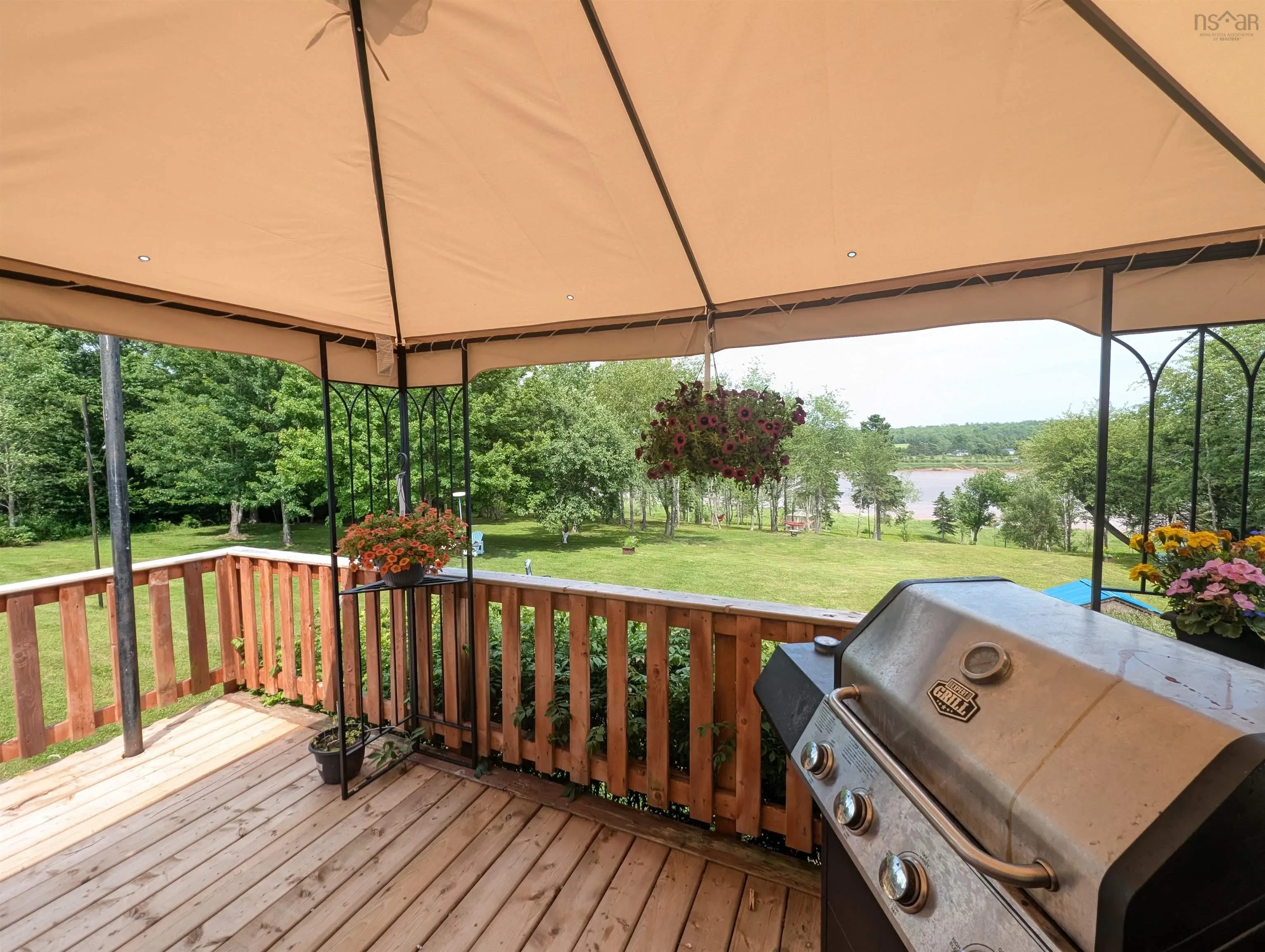 13131 Highway 215, East Hants, NS B0N 2H0, 4 Bedrooms Bedrooms, ,3 BathroomsBathrooms,Residential,For Sale,Highway 215,202519928