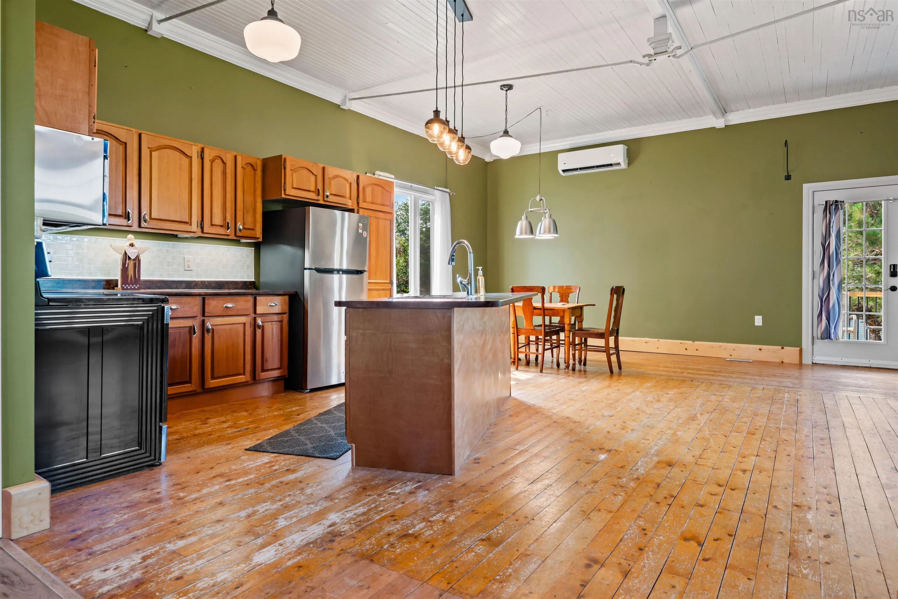 42 Memory Lane, Lower Economy, NS B0M 1J0, 1 Bedroom Bedrooms, ,2 BathroomsBathrooms,Residential,For Sale,Memory,202520378