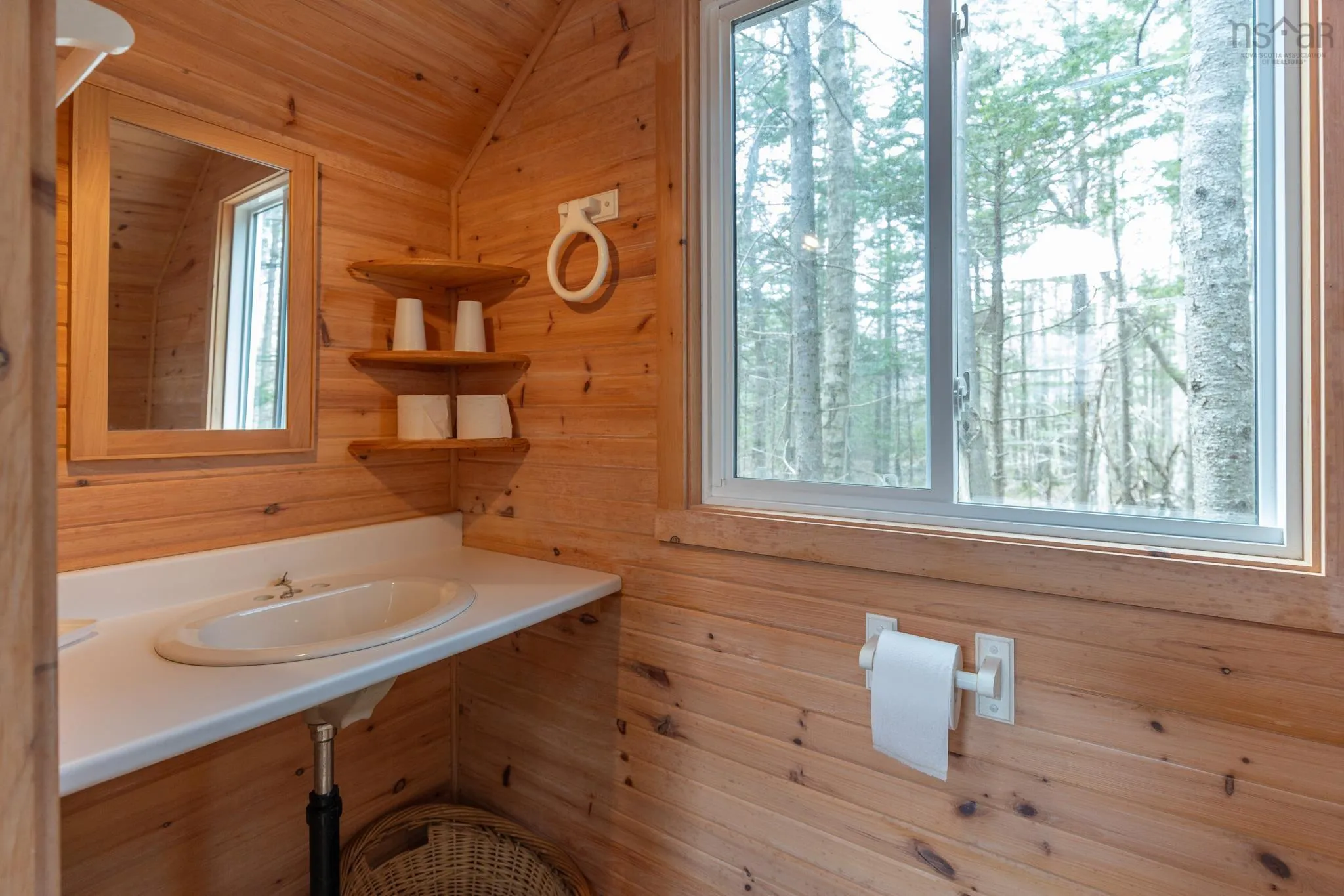 81 Chemin Des Bouleaux, Sluice Point Ns B0w 3m0, 1 Bedroom Bedrooms, ,3 BathroomsBathrooms,Residential,For Sale,Chemin Des Bouleaux,202508245