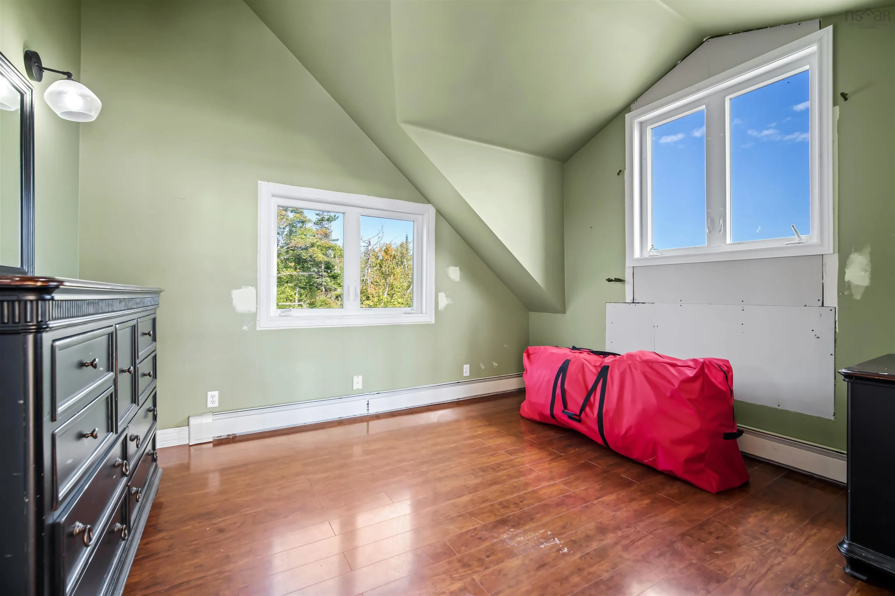 901 Terence Bay Road, Terence Bay, NS B3T 1X2, 5 Bedrooms Bedrooms, ,4 BathroomsBathrooms,Residential,For Sale,Terence Bay,202524819
