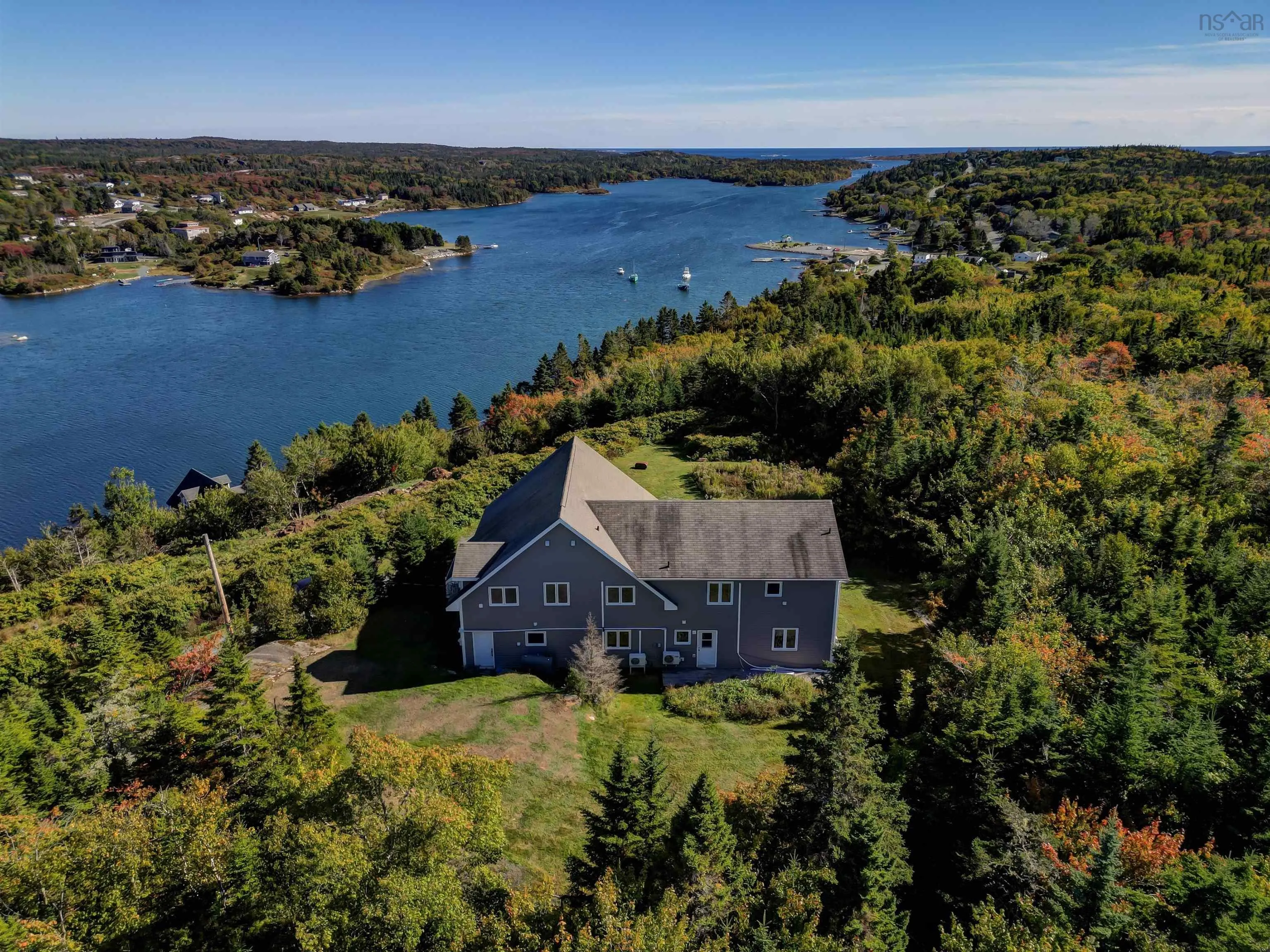 901 Terence Bay Road, Terence Bay, NS B3T 1X2, 5 Bedrooms Bedrooms, ,4 BathroomsBathrooms,Residential,For Sale,Terence Bay,202524819