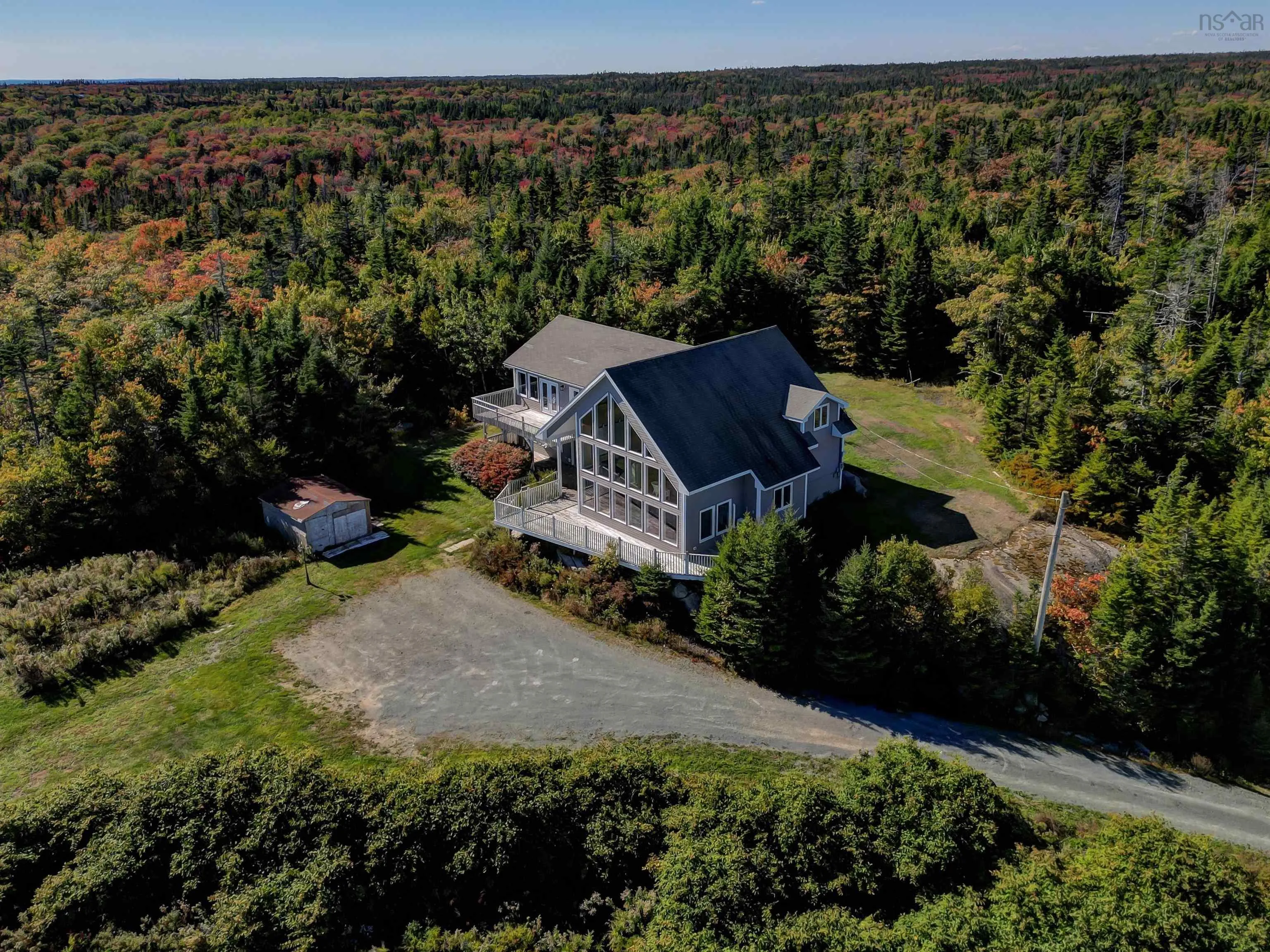 901 Terence Bay Road, Terence Bay, NS B3T 1X2, 5 Bedrooms Bedrooms, ,4 BathroomsBathrooms,Residential,For Sale,Terence Bay,202524819