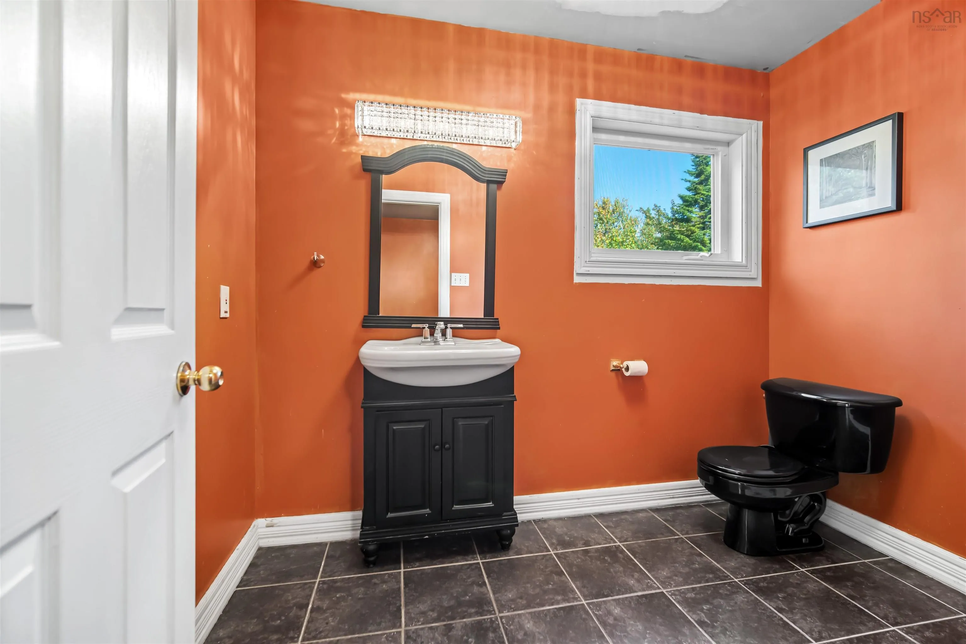 901 Terence Bay Road, Terence Bay, NS B3T 1X2, 5 Bedrooms Bedrooms, ,4 BathroomsBathrooms,Residential,For Sale,Terence Bay,202524819
