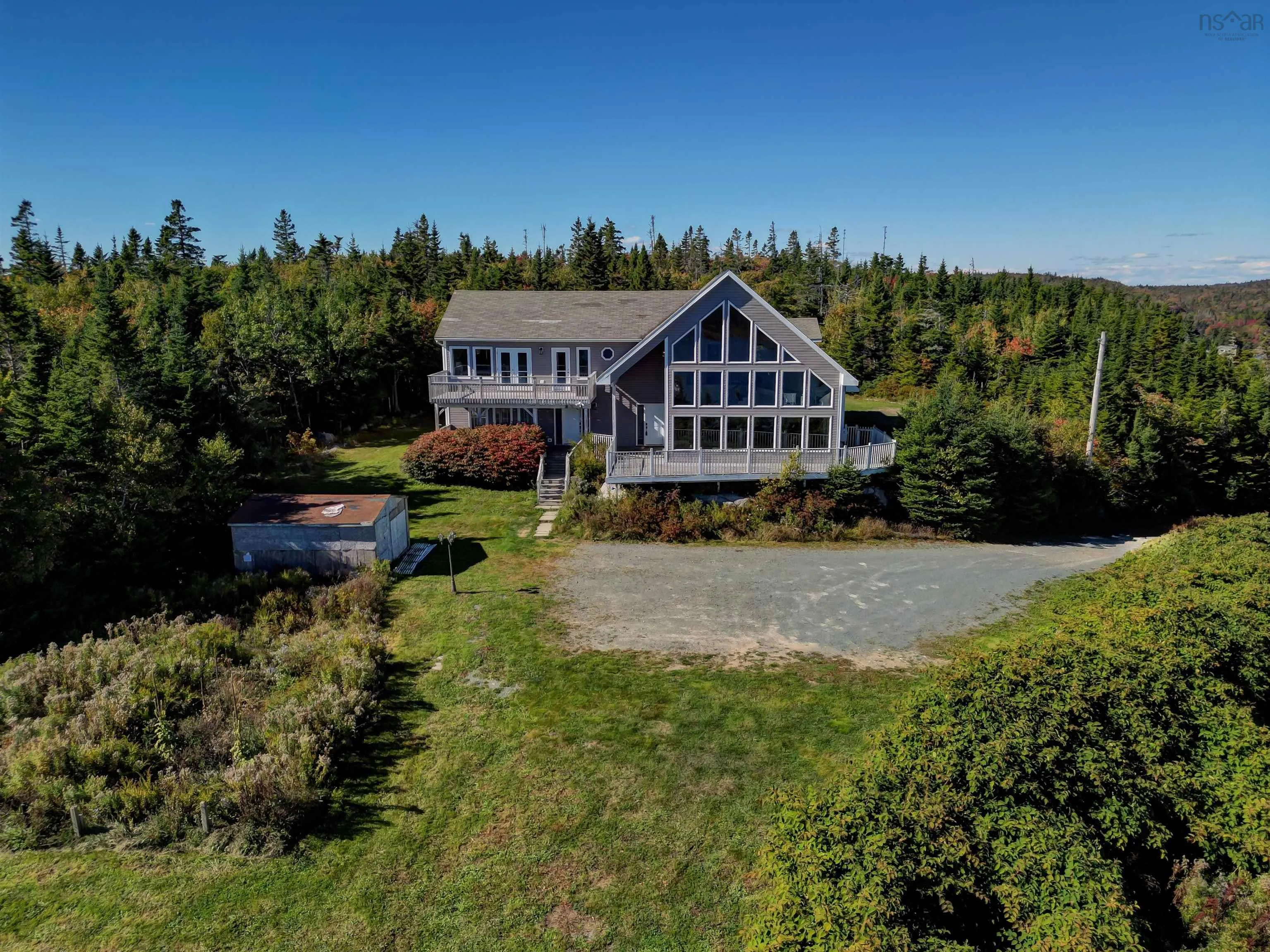 901 Terence Bay Road, Terence Bay, NS B3T 1X2, 5 Bedrooms Bedrooms, ,4 BathroomsBathrooms,Residential,For Sale,Terence Bay,202524819