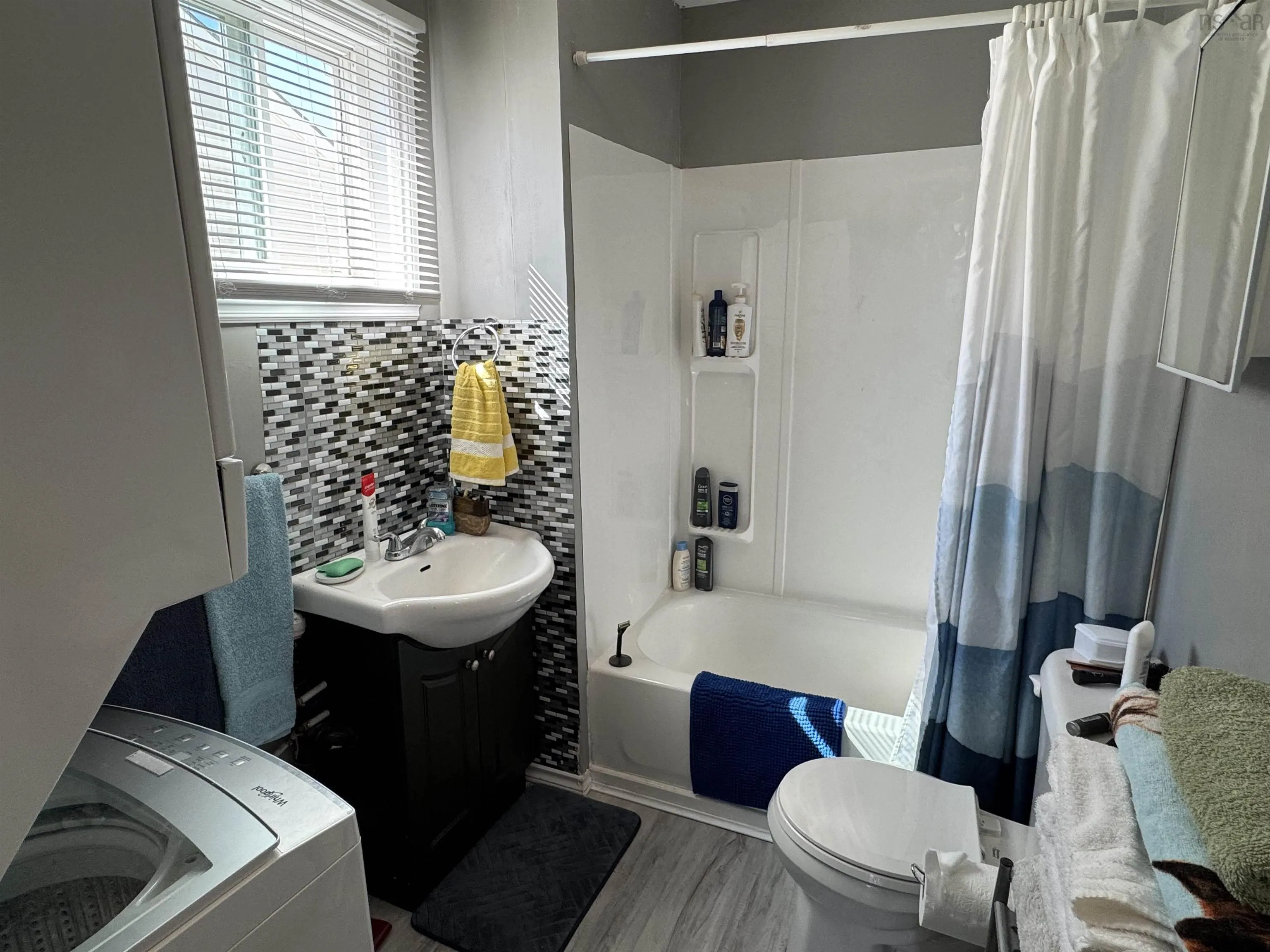 87 Chestnut Street, Pictou, NS B0K 1H0, 2 Bedrooms Bedrooms, ,1 BathroomBathrooms,Residential,For Sale,Chestnut,202522557