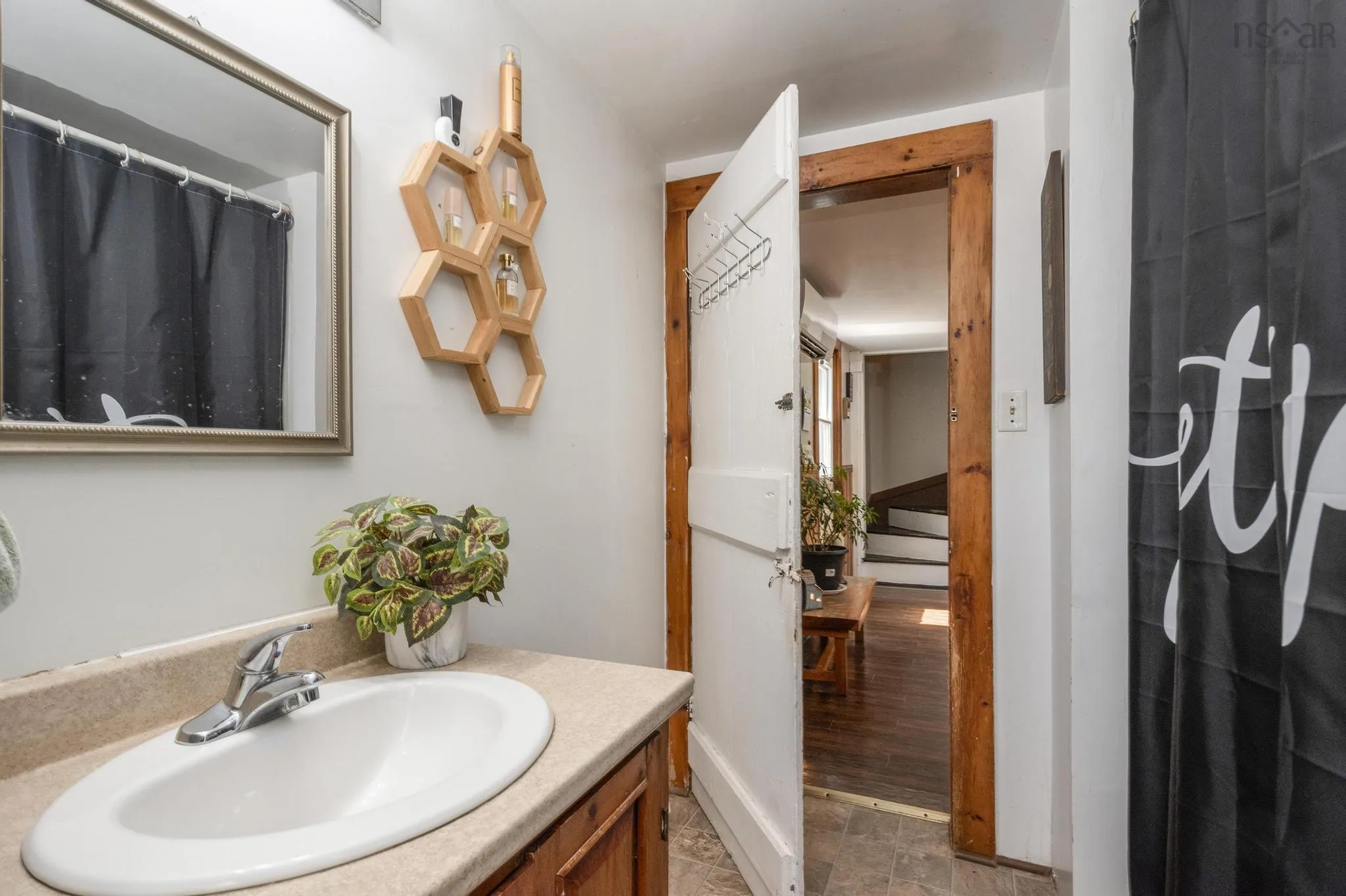 1726 201 Highway, South Greenwood, NS B0P 1R0, 5 Bedrooms Bedrooms, ,2 BathroomsBathrooms,Residential,For Sale,201,202521116