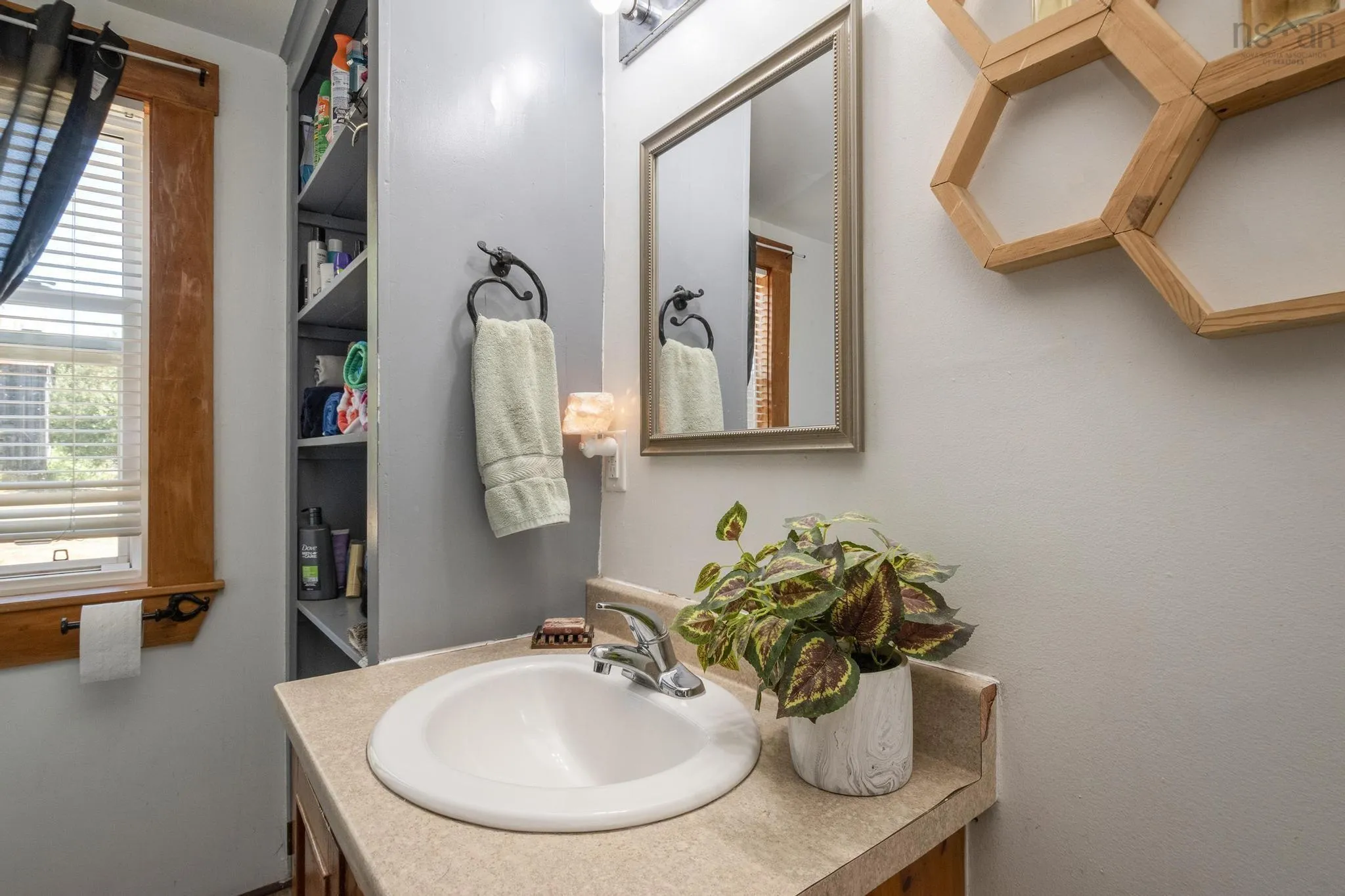 1726 201 Highway, South Greenwood, NS B0P 1R0, 5 Bedrooms Bedrooms, ,2 BathroomsBathrooms,Residential,For Sale,201,202521116
