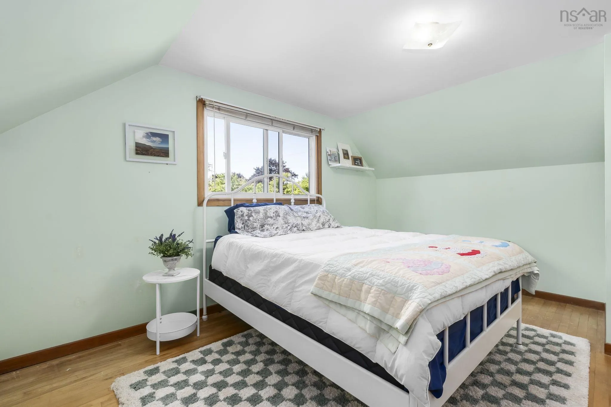 18 Oakwood Avenue, Dartmouth, NS B2W 3C7, 4 Bedrooms Bedrooms, ,2 BathroomsBathrooms,Residential,For Sale,Oakwood,202518493