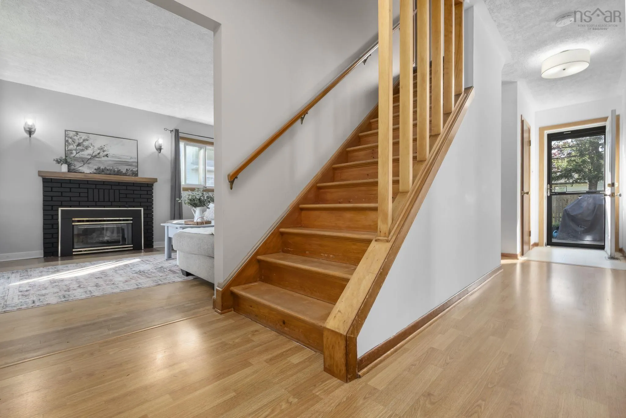 18 Oakwood Avenue, Dartmouth, NS B2W 3C7, 4 Bedrooms Bedrooms, ,2 BathroomsBathrooms,Residential,For Sale,Oakwood,202518493