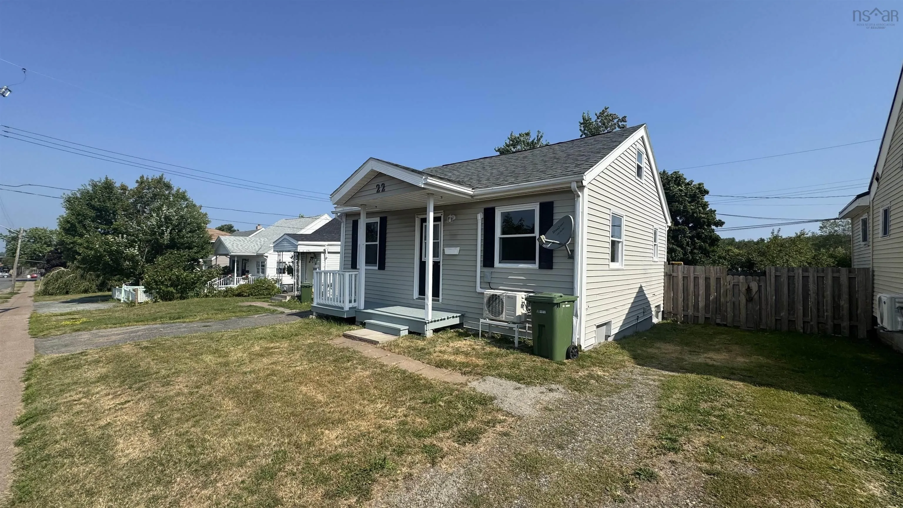 11-22 Dover Avenue, New Glasgow, NS B2H 4C1, 2 Bedrooms Bedrooms, ,1 BathroomBathrooms,Residential,For Sale,Dover,202520667