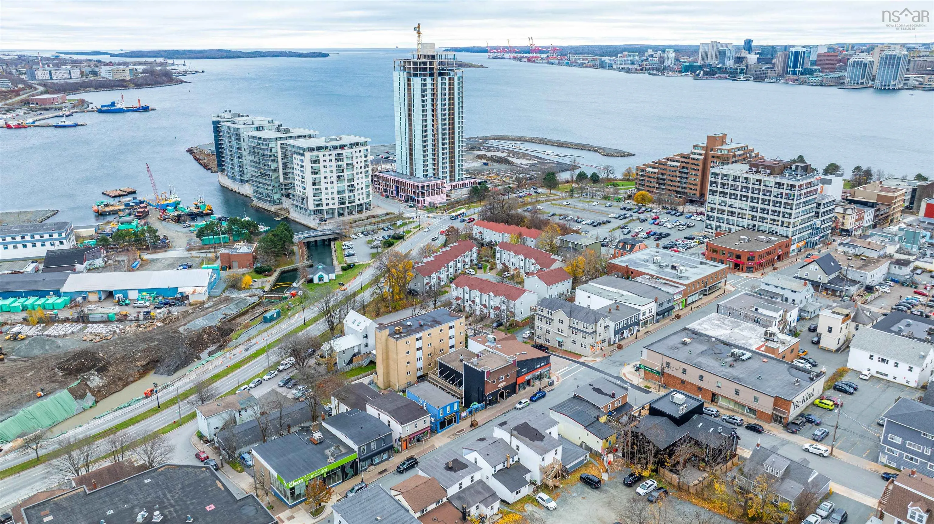 112 Portland Street, Dartmouth Ns B2y 1h8, 2 Bedrooms Bedrooms, ,Residential Income,For Sale,Portland,202503260